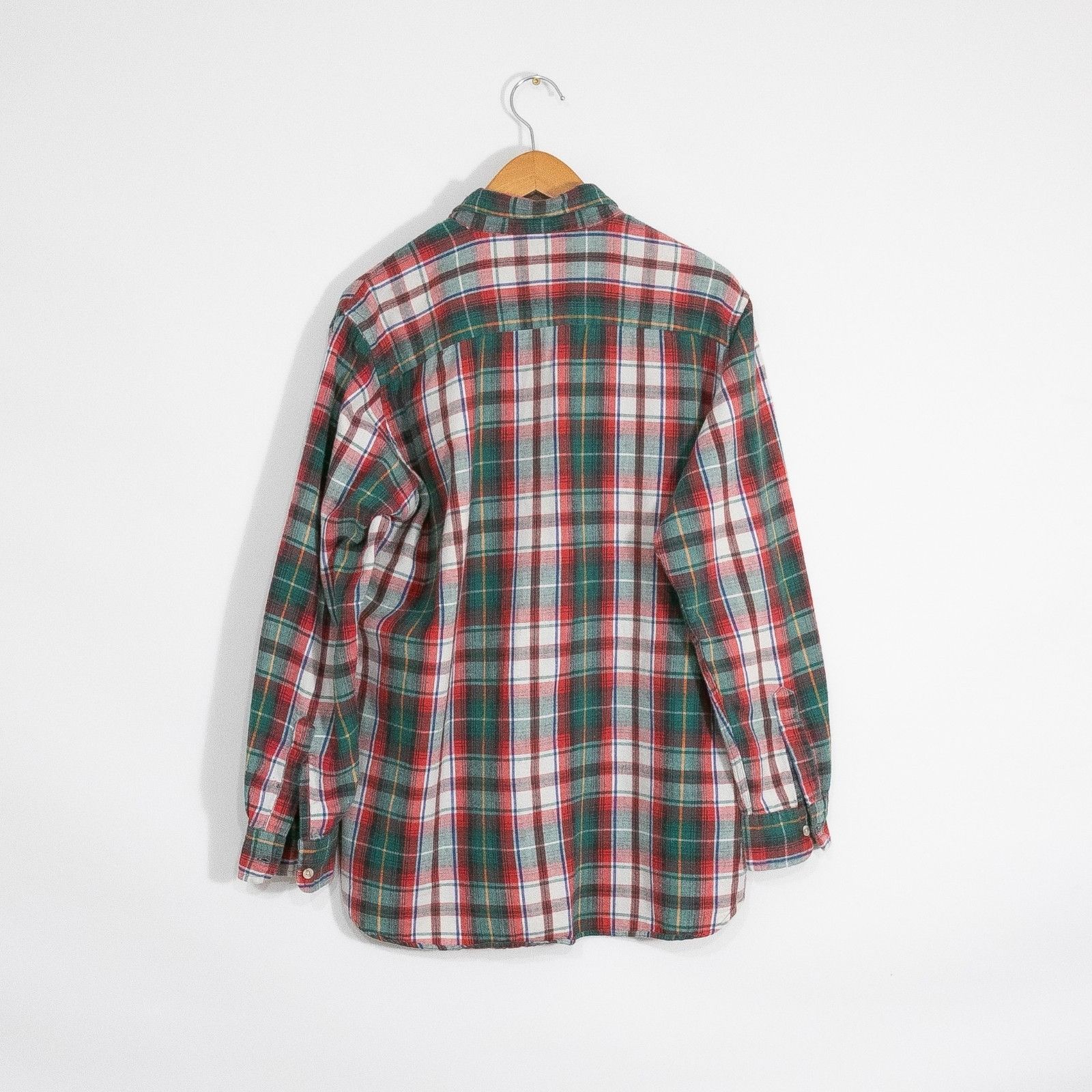 Woolrich Woolen Mills Vintage Woolrich Plaid Button Up Shirt Large Distressed Size US L / EU 52-54 / 3 - 7 Thumbnail