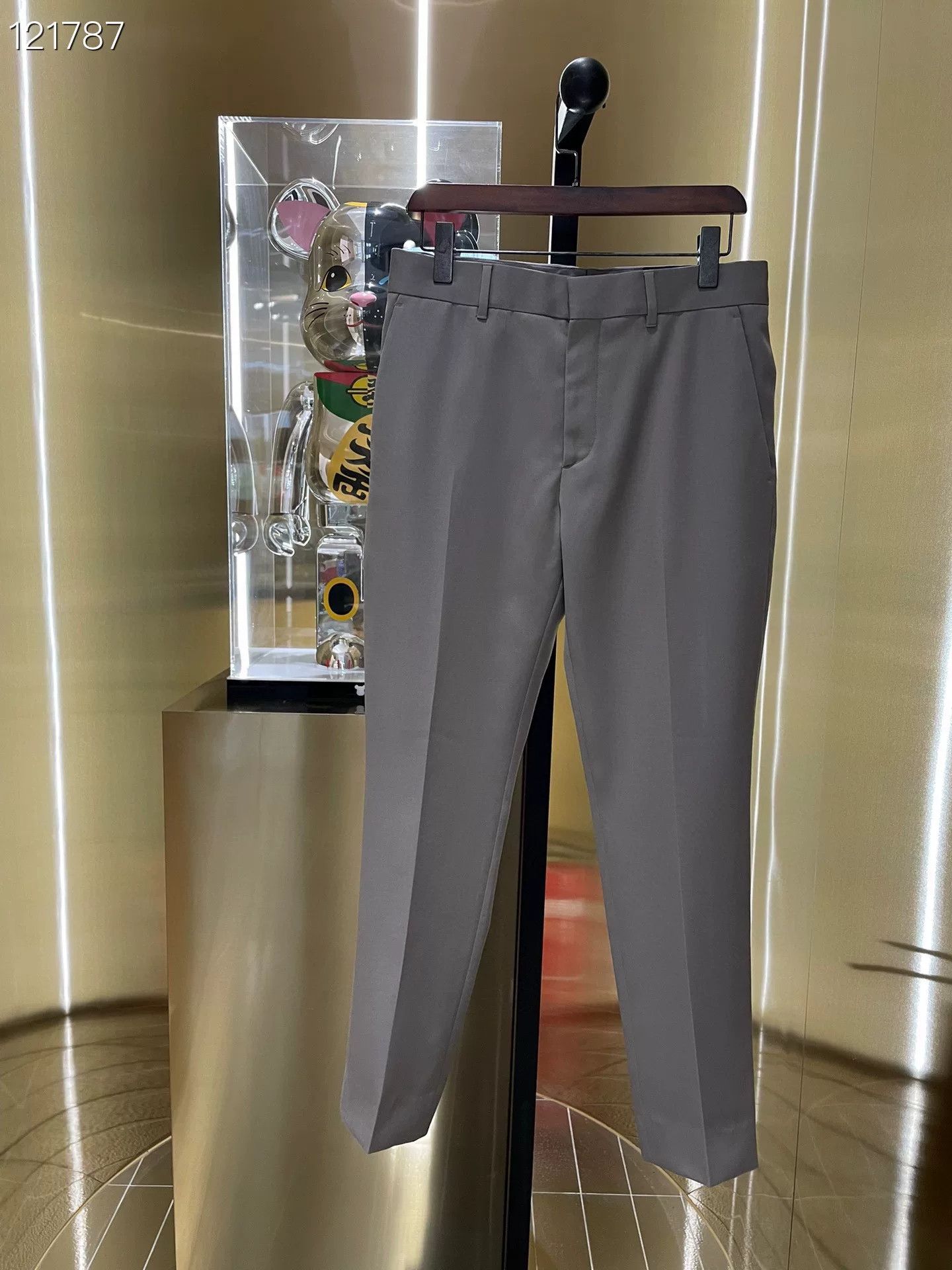 Louis Vuitton LV 080500M Gray Wool Trousers Size 38 Size US 27 - 1 Thumbnail