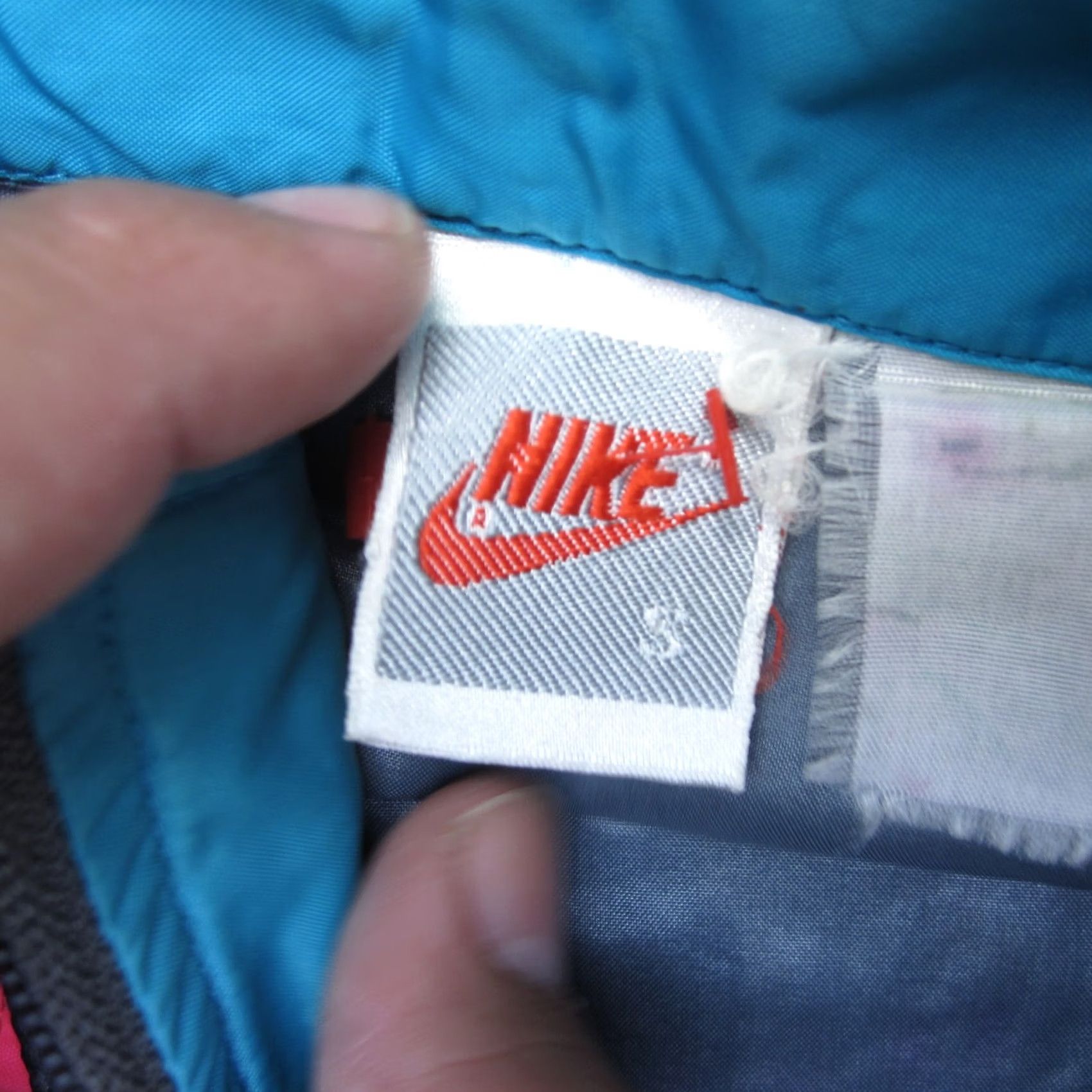 Nike VINTAGE Nike Jacket Mens S Blue Logo Windbreaker Track Nylon Running Gym Y2K Size US S / EU 44-46 / 1 - 5 Thumbnail