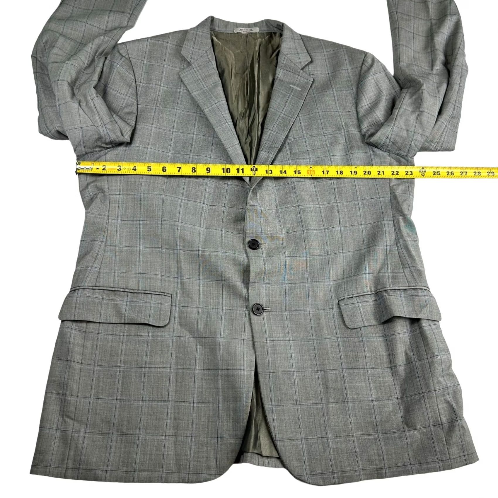 Vintage Hickey Freeman Blazer Men 44 Long Gray Windowpane 2-Button Closure 4-Button Cuff 100% Wool Made in USA Milburn II Mens Size 44R - 7 Thumbnail