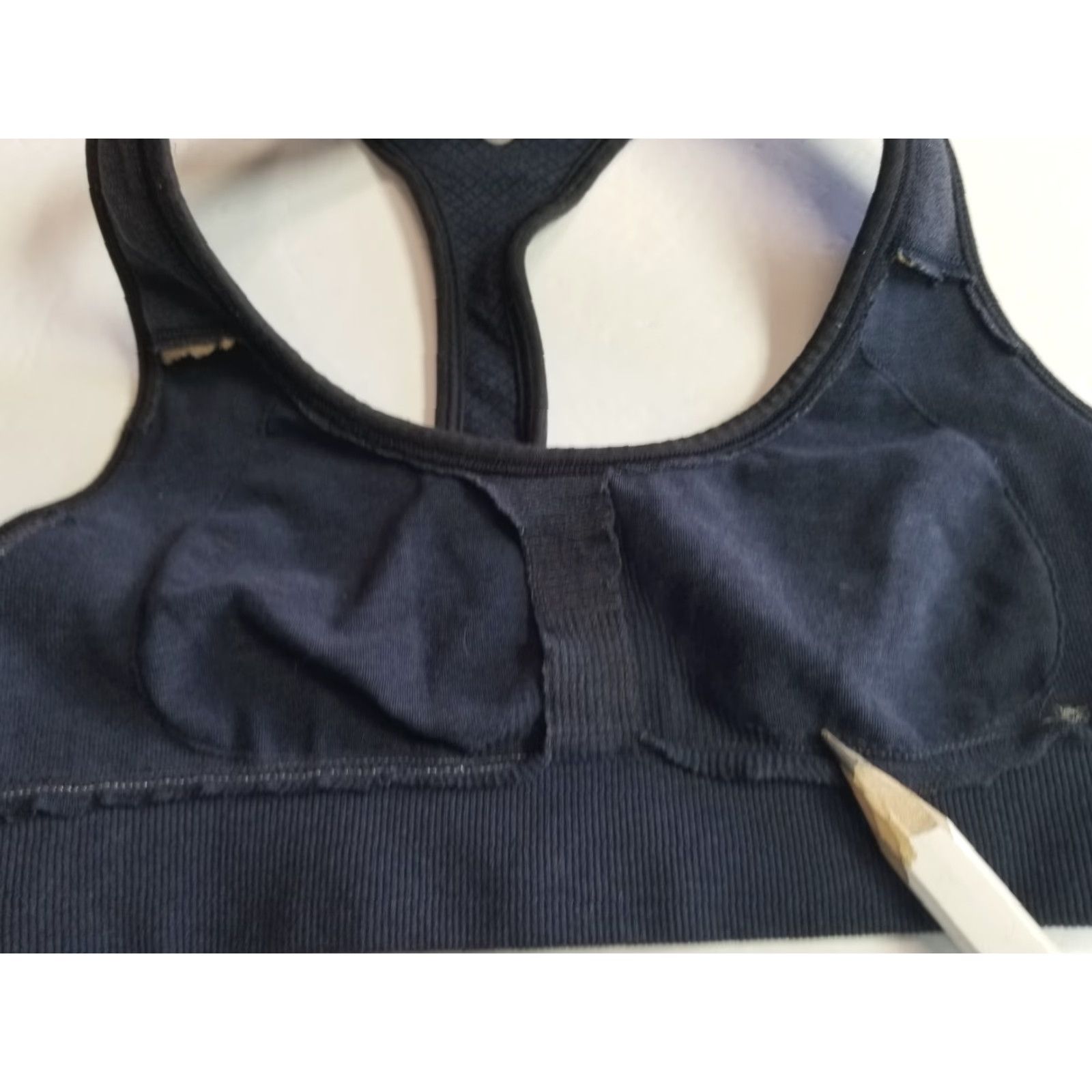 Lululemon Lululemon Sports Bra Womens S Blue Racerback Wireless Pullover See Pics No Padding Full Cup Lightweight Stretch Logo Activewear Athleisure Size ONE SIZE - 4 Thumbnail