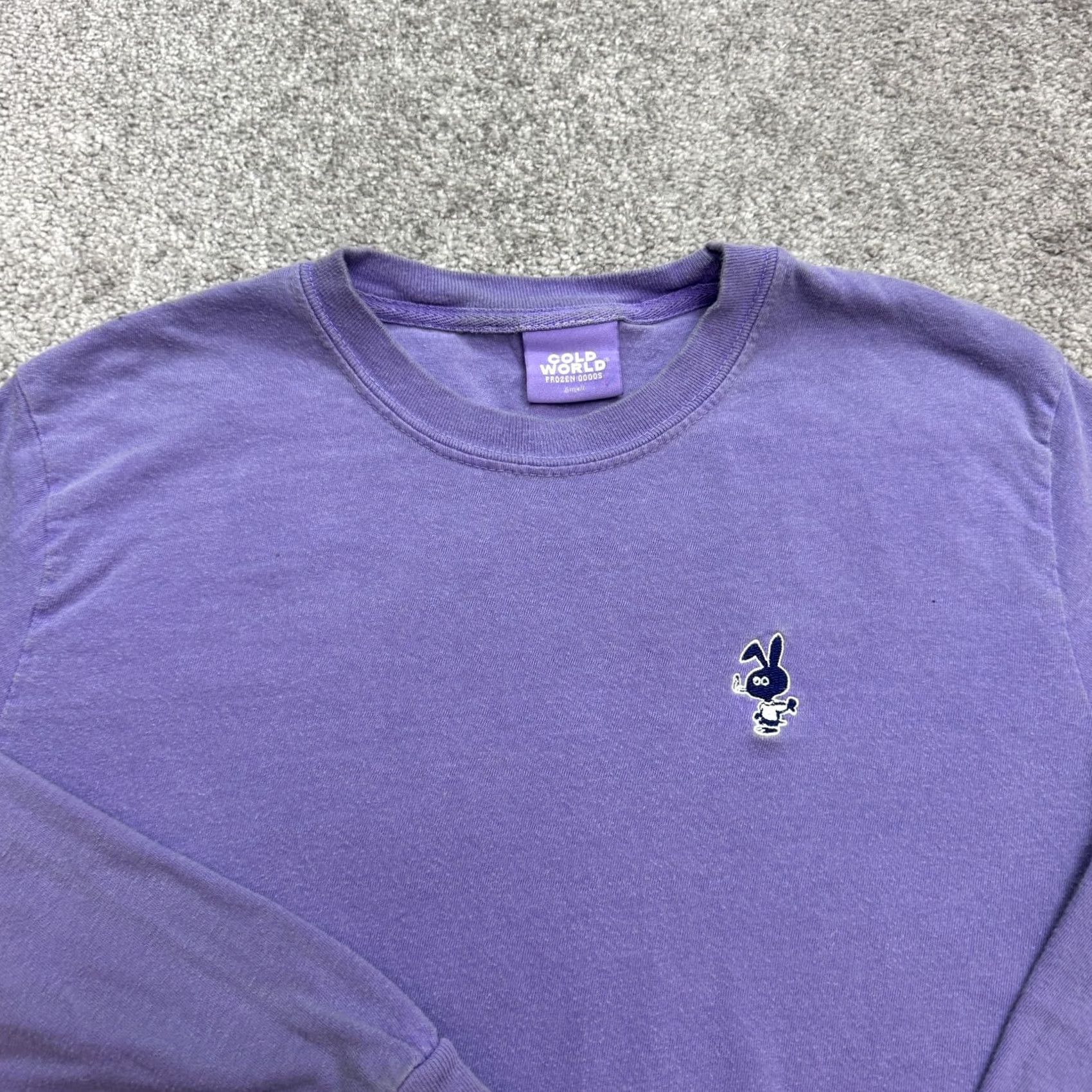 Vintage Cold World Pest Control Bunny Graphic T-Shirt Mens Small Purple Tee Size US S / EU 44-46 / 1 - 5 Thumbnail