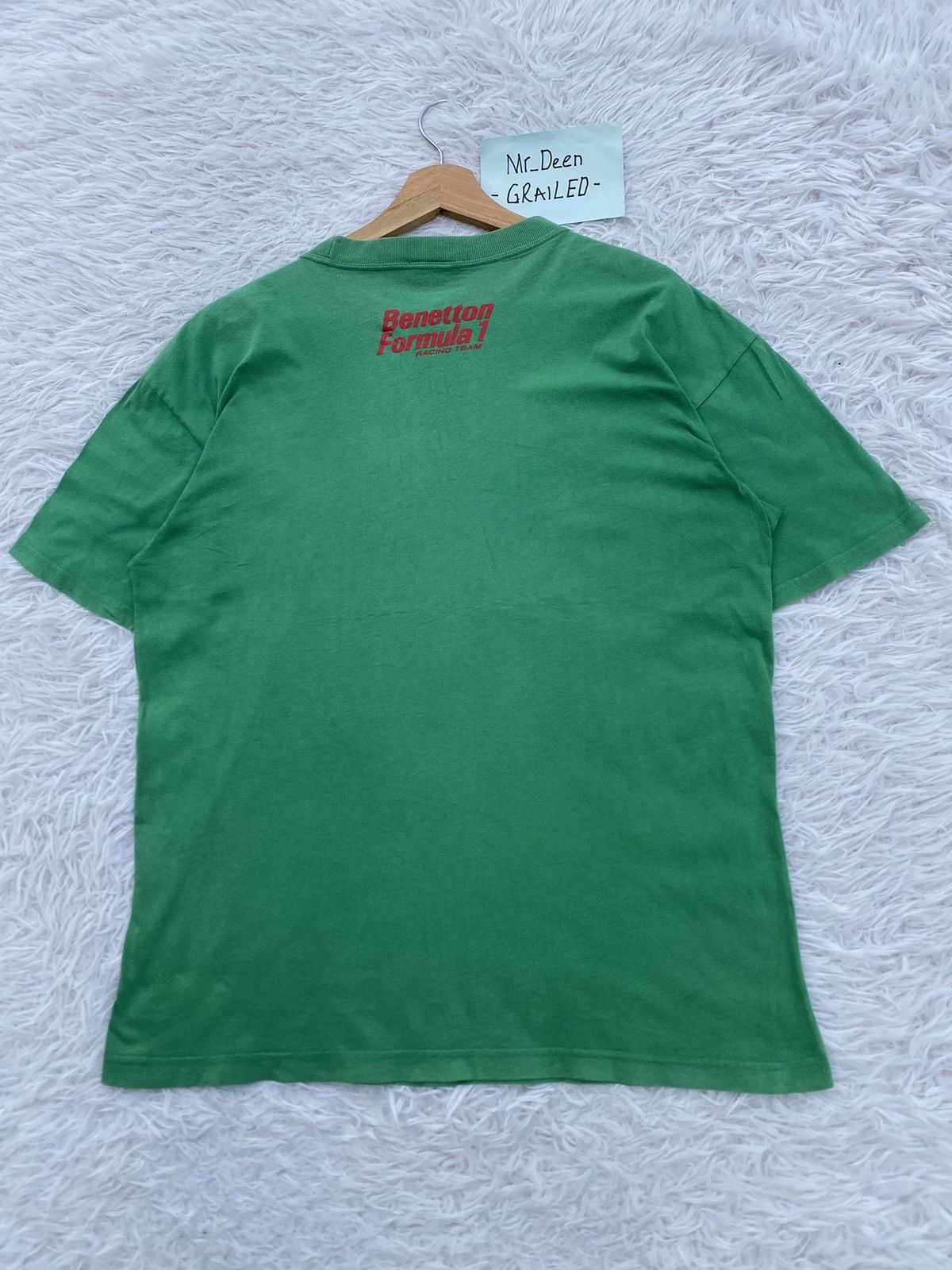 United Colors Of Benetton Rare United Colors of Benetton Spellout Big Logo Tshirt Size US L / EU 52-54 / 3 - 15 Thumbnail