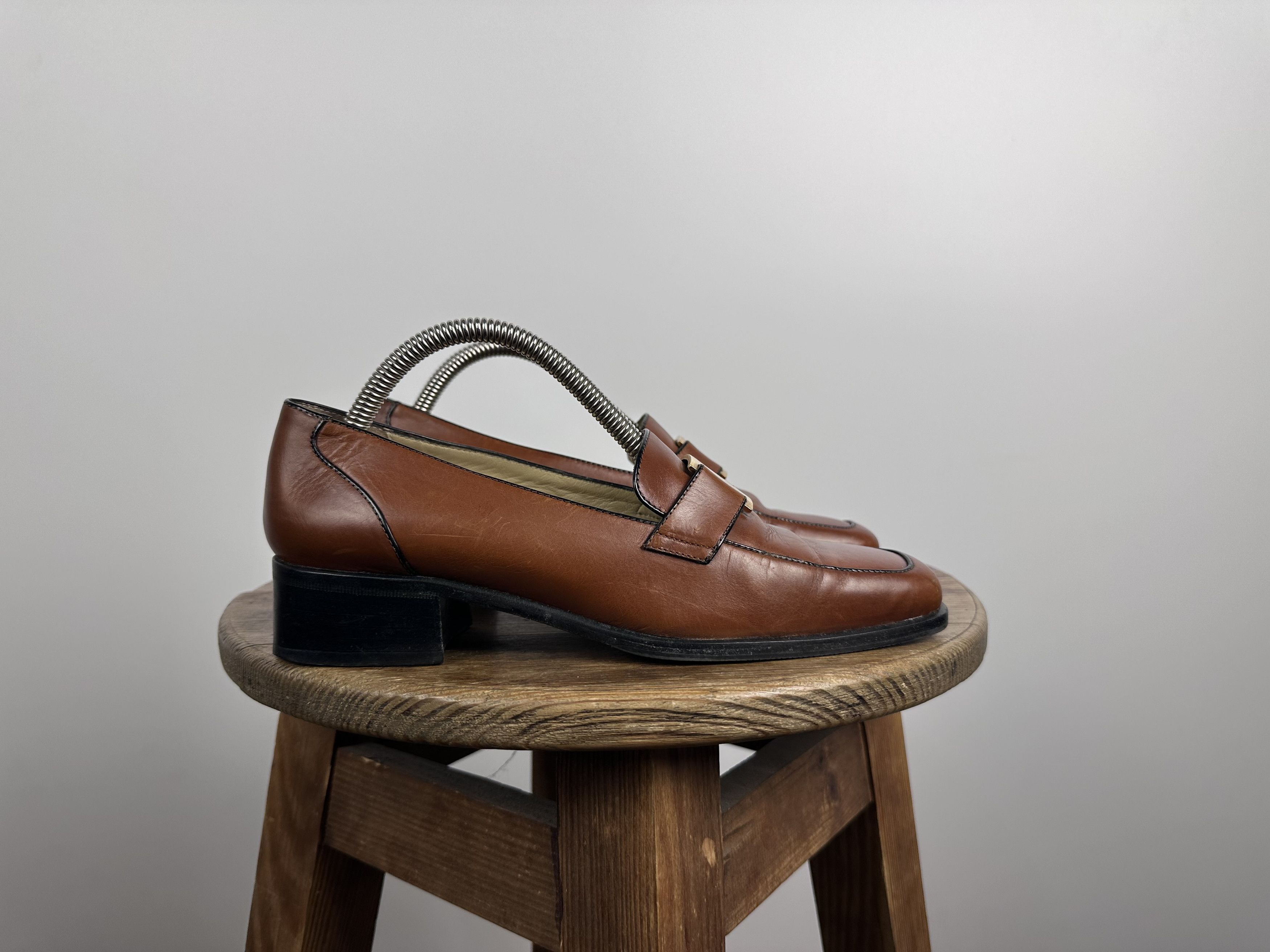Bally × Grailed BALLY Switzerland Brown Low Heel Classic Leather Loafer Size US 6 / IT 36 - 5 Thumbnail