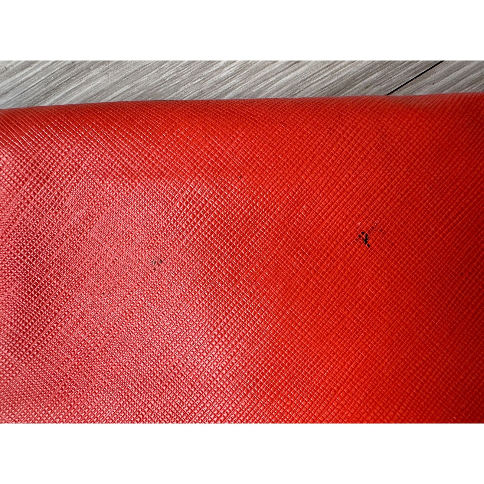 Salvatore Ferragamo Salvatore Ferragamo Pamplona Pebble Red Leather Long Wallet Size ONE SIZE - 12 Thumbnail