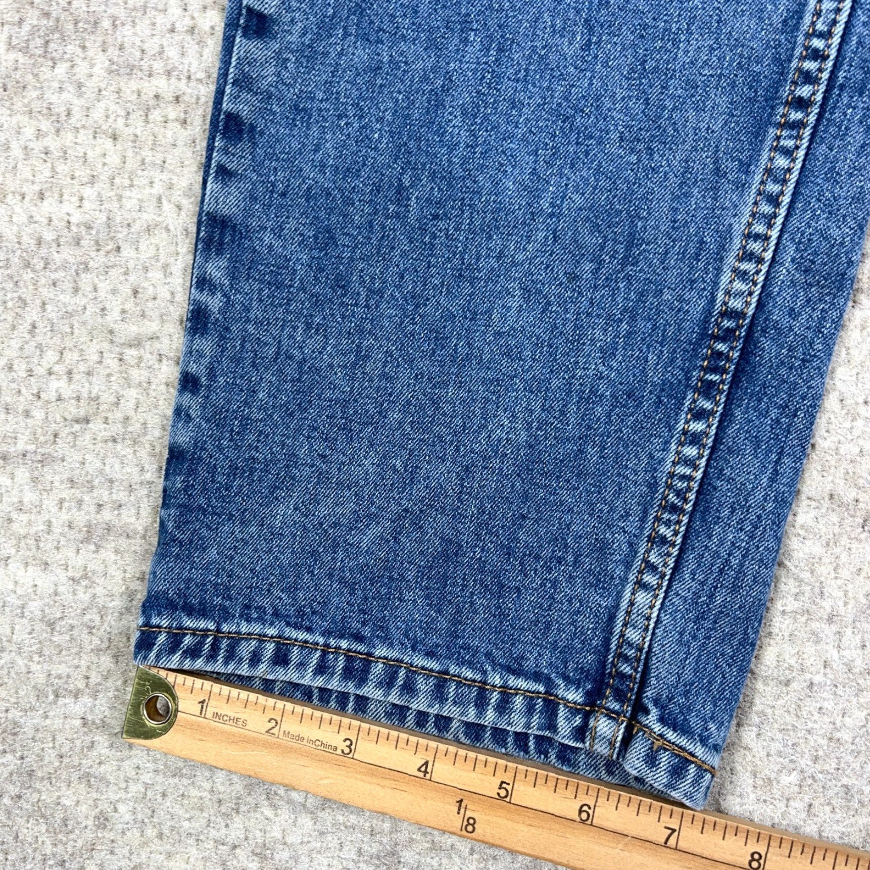 Levi's Levi's 505 Jeans Mens 34x30 Regular Straight Denim Blue Medium Wash 5-Pocket Zip Button Logo Regular Fit A29 Size US 38 / EU 54 - 5 Thumbnail