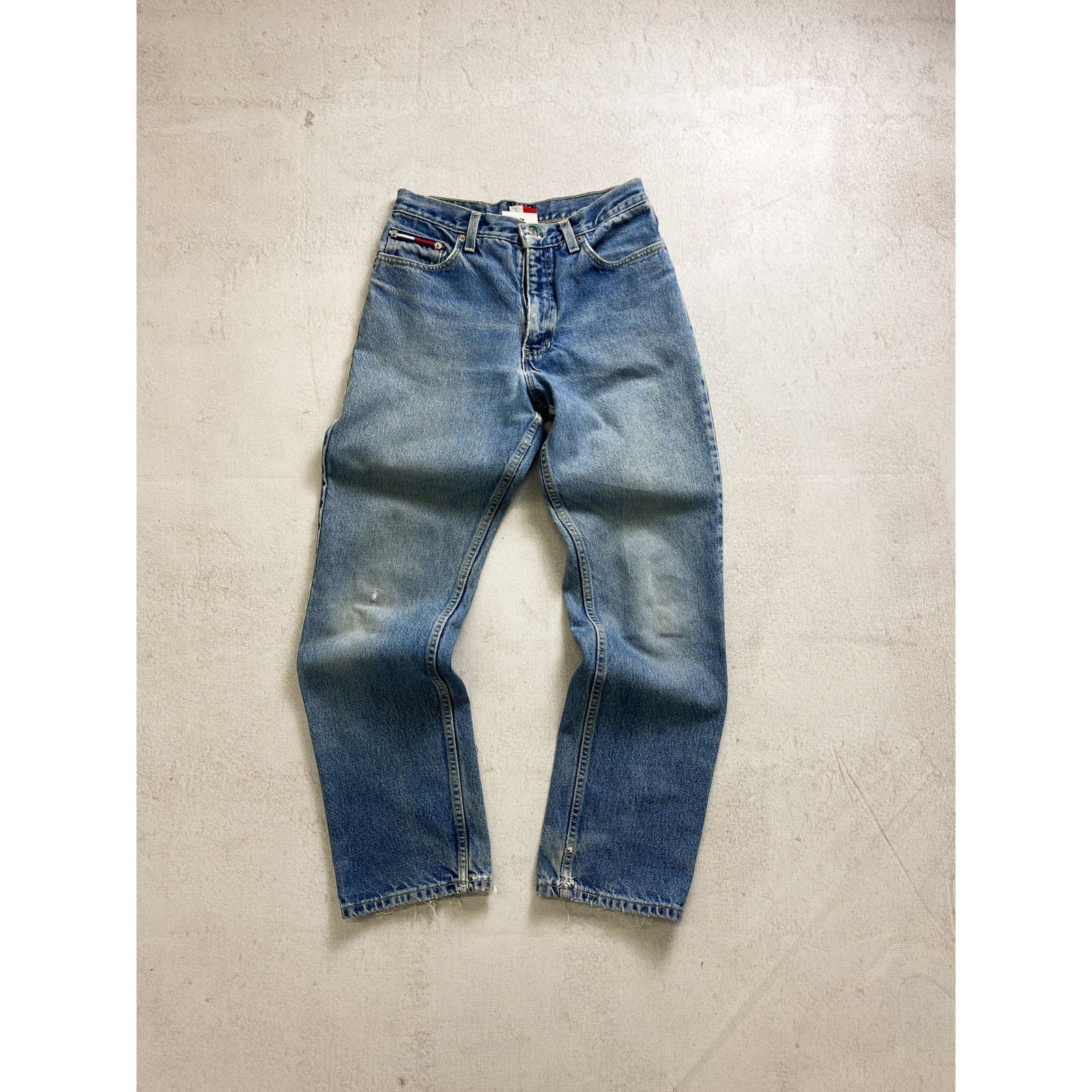 Tommy Hilfiger Vintage 90s Tommy Hilfiger Straight Leg Jeans - Womens 28x30 Size US 28 / EU 44 - 1 Thumbnail