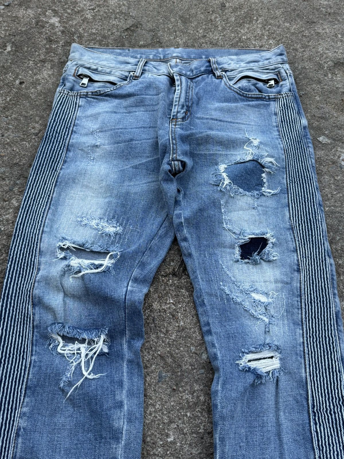 Balmain Balmain Distressed Decarnin Era Jeans Size US 32 / EU 48 - 4 Thumbnail