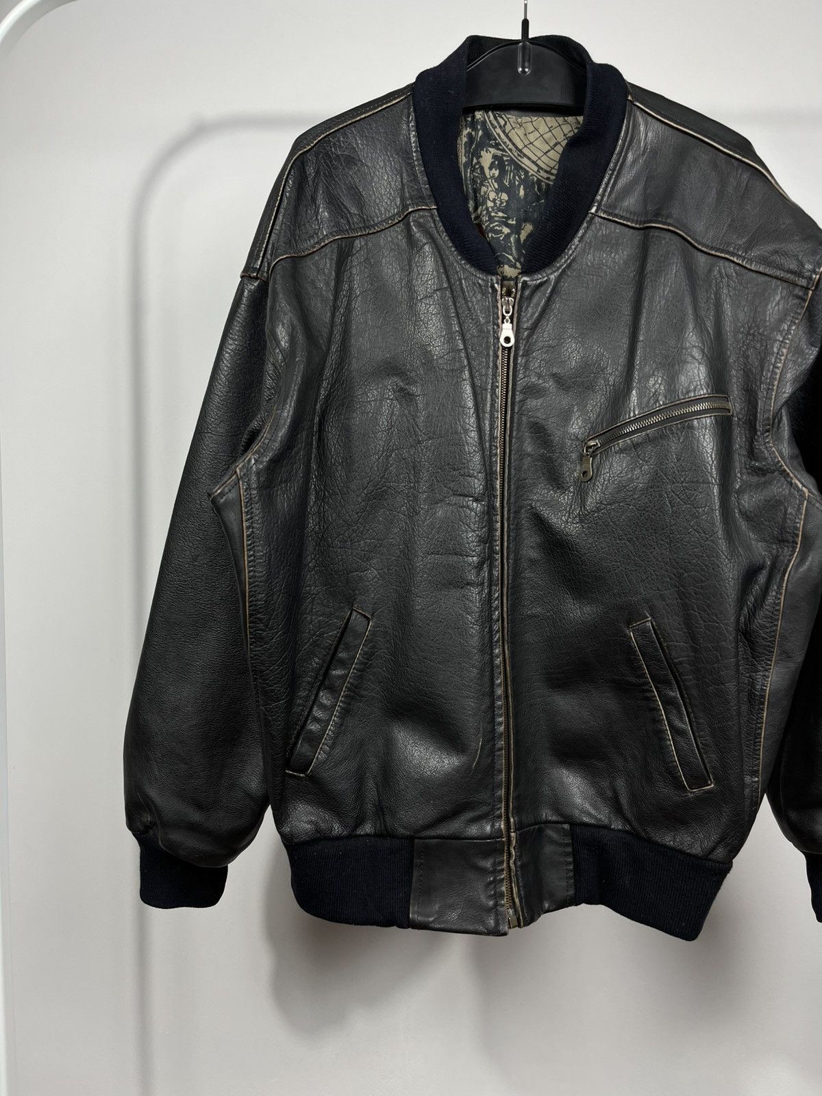 Leather Vintage Heavy Leather Biker Bomber Jacket Classic Mens Size US XL / EU 56 / 4 - 6 Thumbnail