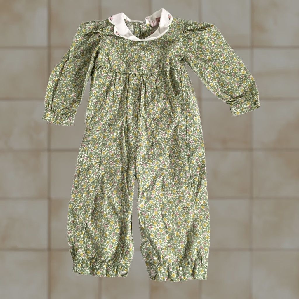Vintage VINTAGE Orient Green Floral Bib Collar Romper with Buttons Girls 18 Months 1980s Cotton Long Sleeve Size ONE SIZE - 1 Thumbnail