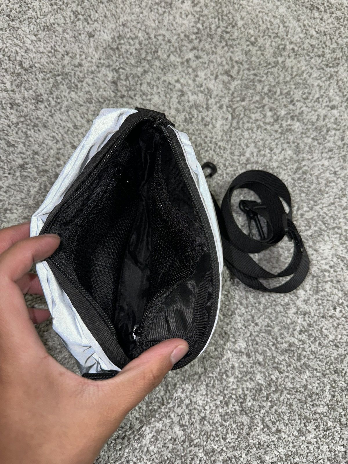G59 Records FTP Reflextive Side bag Size ONE SIZE - 2 Thumbnail