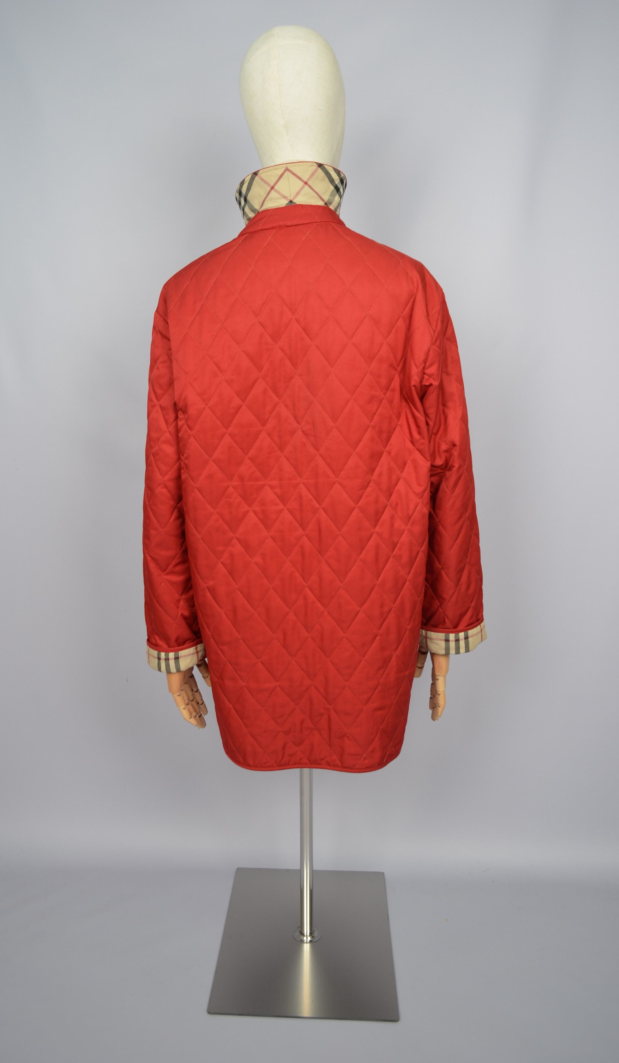 Burberry Burberry Quilted Red Jacket Nova Check Size S RARE P2P 20'4" Size S / US 4 / IT 40 - 8 Thumbnail