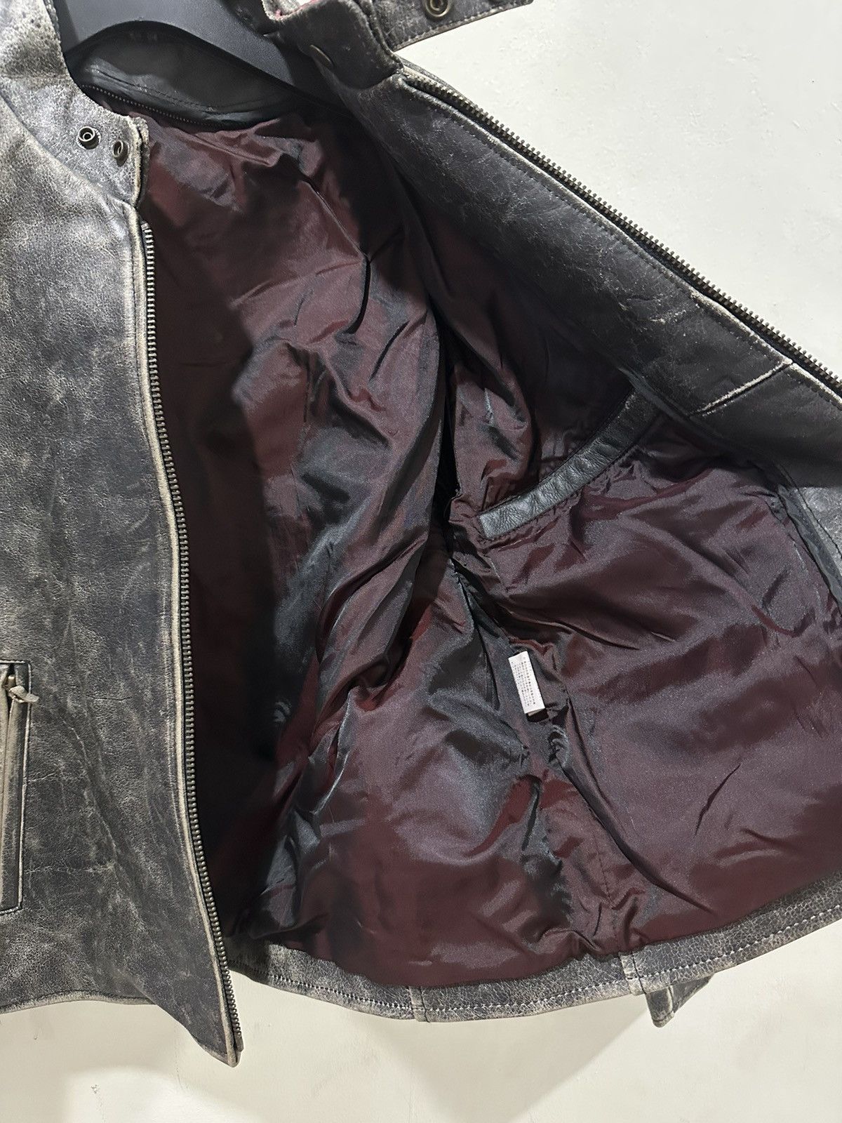 Japanese Brand VTG Genuine Leather Motorcycles Distress Jacket Size US L / EU 52-54 / 3 - 15 Thumbnail