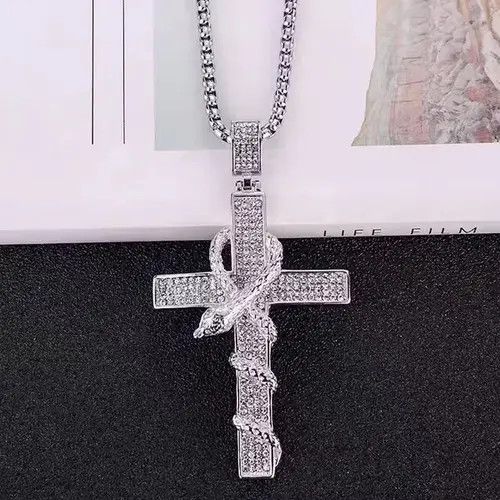 Jewelry × Vintage Retro serpentine cross with diamond pendant necklace Size ONE SIZE - 2 Thumbnail