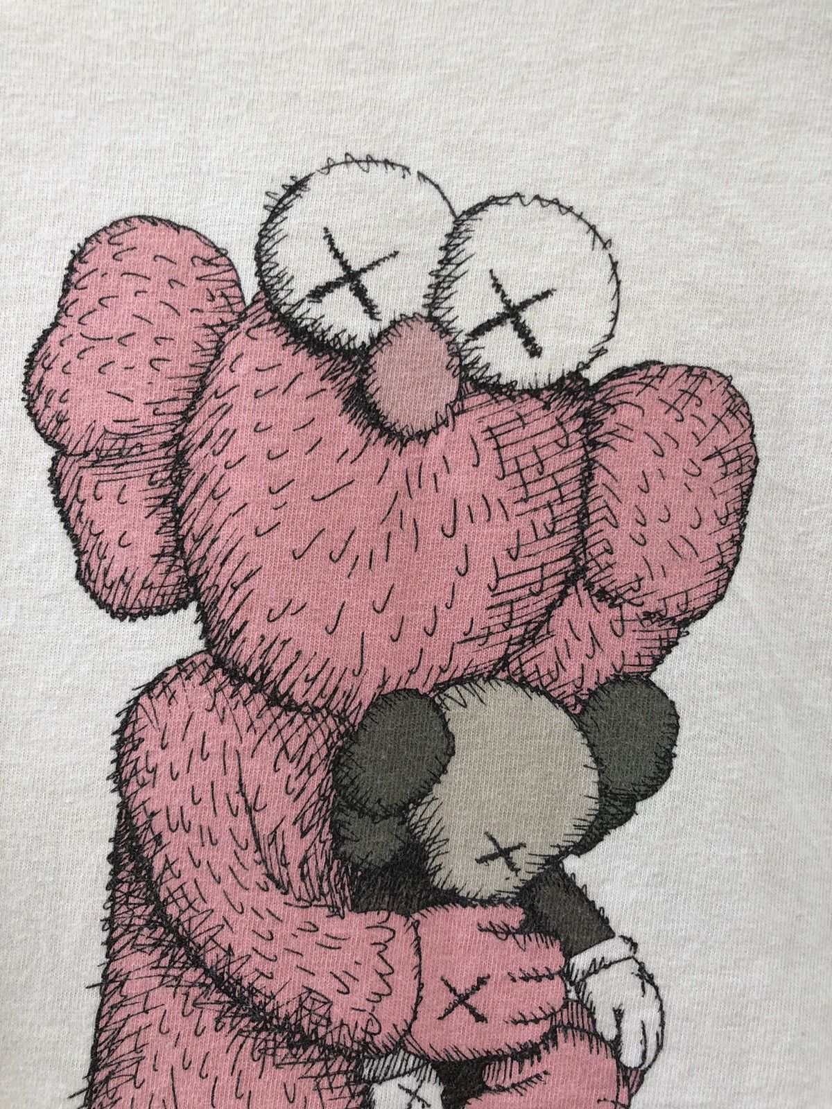 Japanese Brand UT Uniqlo X Kaws X Japanese Brands Tshirt Size US M / EU 48-50 / 2 - 8 Thumbnail