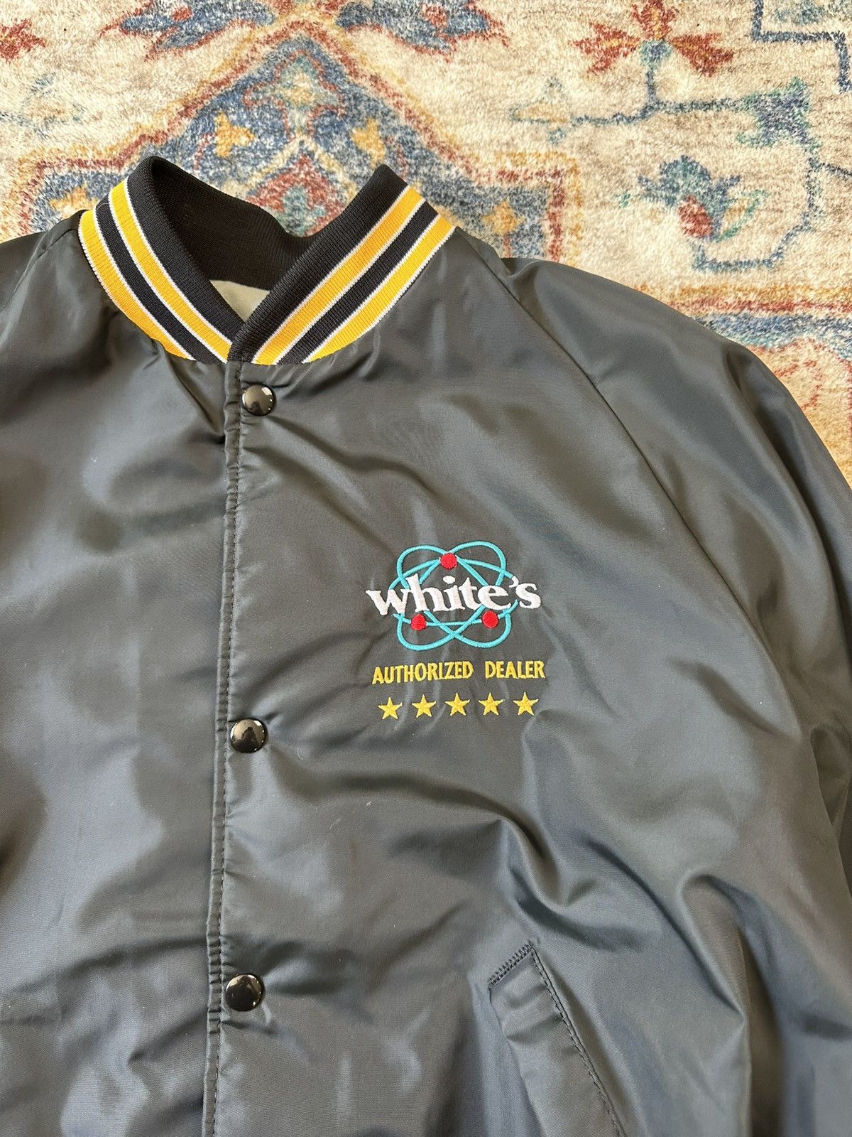 Vintage Vintage 1980s White’s Authorized Dealer Satin Jacket Large Size US L / EU 52-54 / 3 - 4 Thumbnail