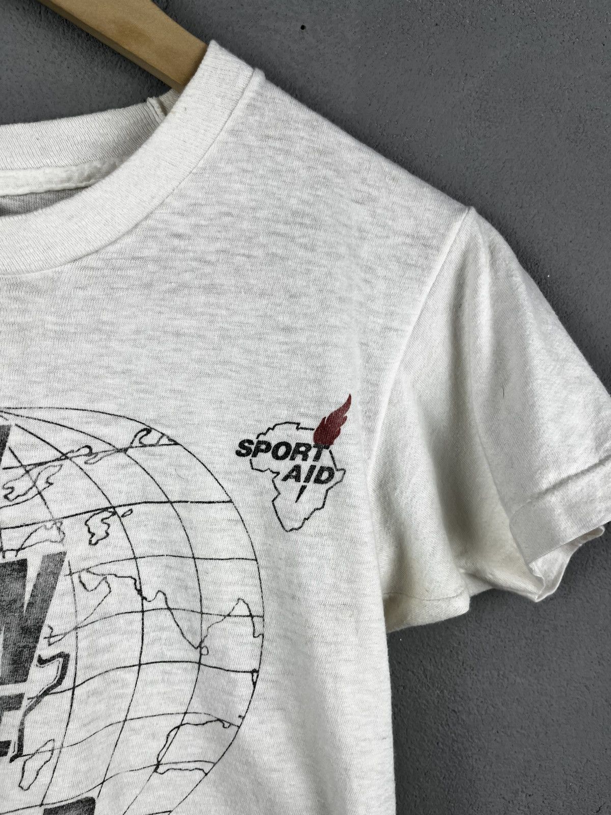 Vintage Vintage 1986 I Ran The World Sport Aid The Race Against Size S / US 4 / IT 40 - 13 Thumbnail