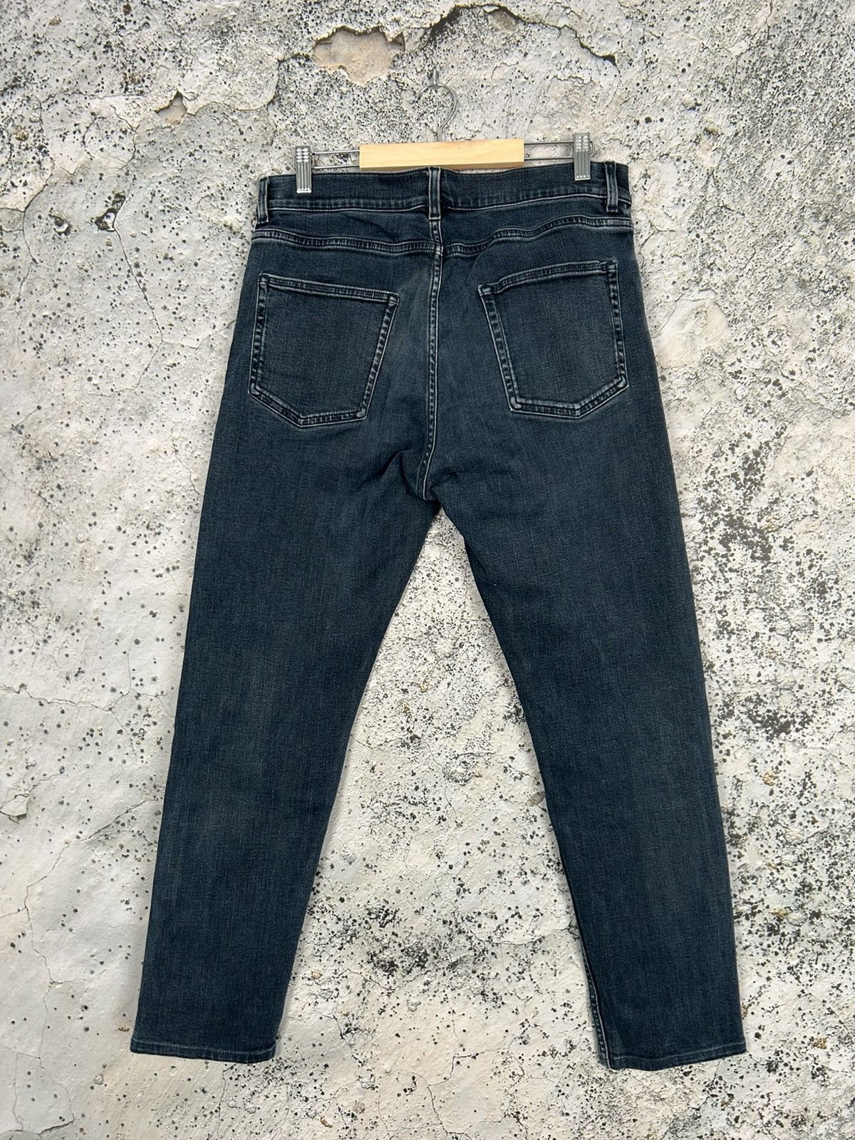 Cos COS Denim Pants Tapered Leg Slim Fit Designer Basic Size US 32 / EU 48 - 2 Thumbnail