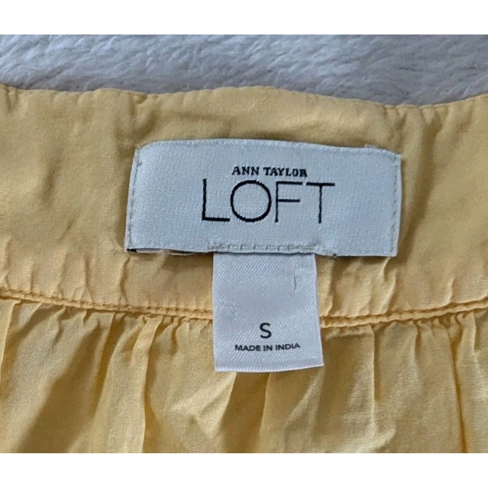 Loft Loft Yellow & White Embroidered Short Sleeve Peasant Top Womens Sz S 100% Cotton Shirt Blouse Womens S Yellow Embroidered Peasant 100% Cotton Size S / US 4 / IT 40 - 3 Thumbnail