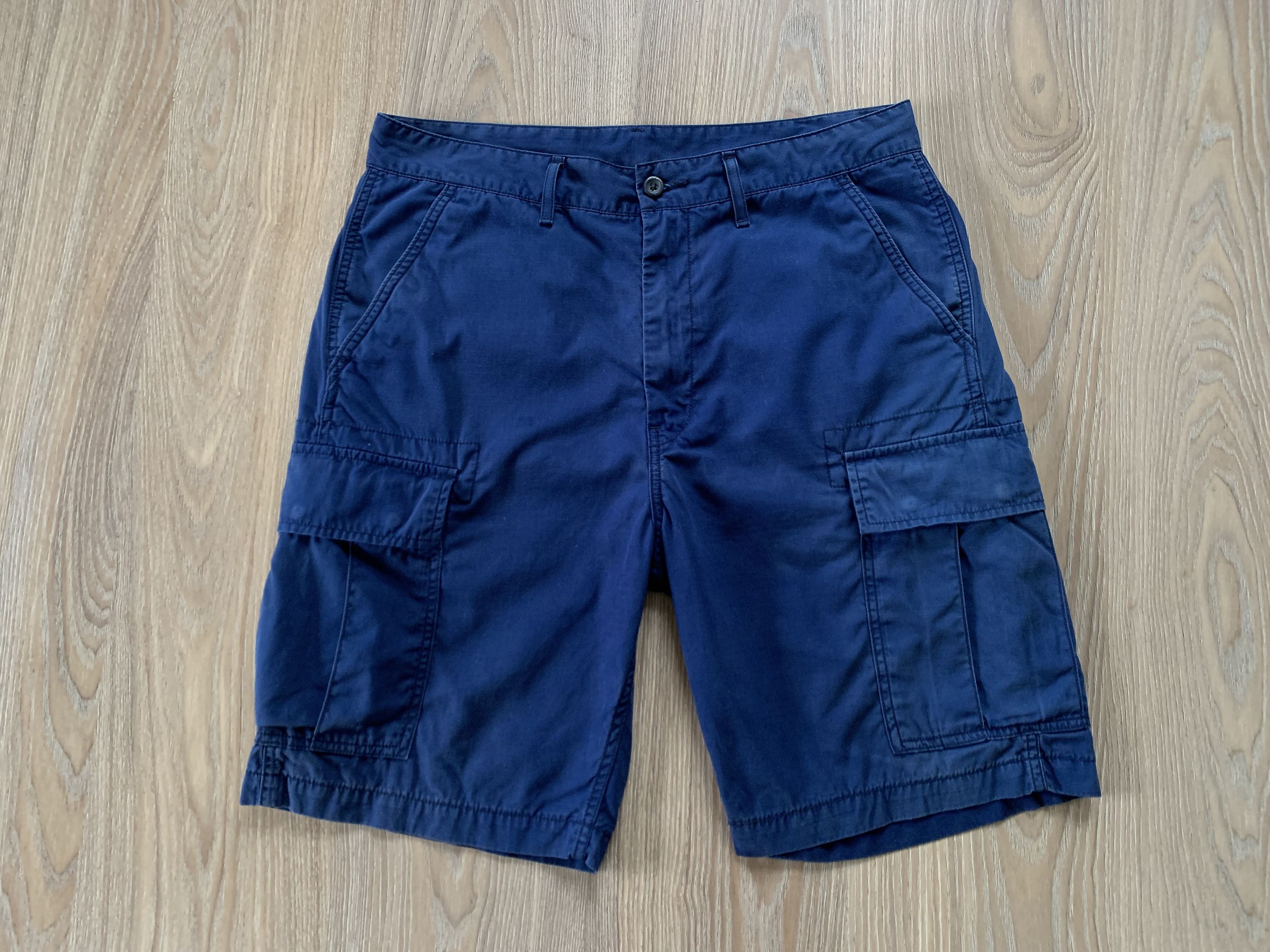 Designer × Levi's Levis Blue Cargo Shorts Size US 33 - 2 Thumbnail