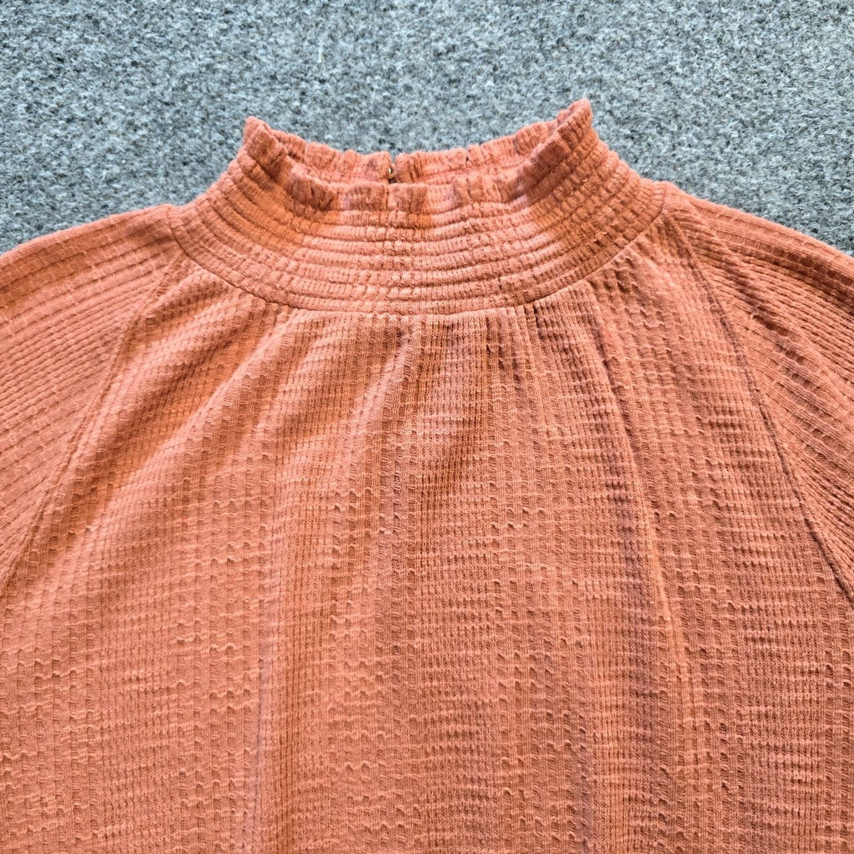 Free People Free People Top Womens Size Small Orange Long Sleeve High Neck Textured Casual Shirt Size S / US 4 / IT 40 - 2 Thumbnail