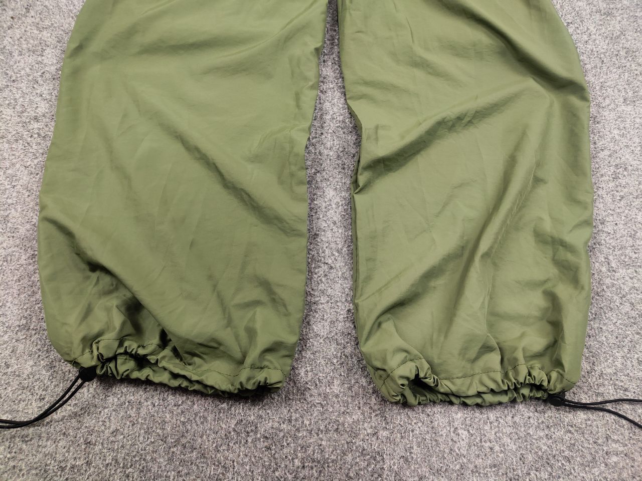 Japanese Brand Vintage Japan Zipper Parachute Cargo Pants Style Y2K Hype Size US 32 / EU 48 - 12 Thumbnail