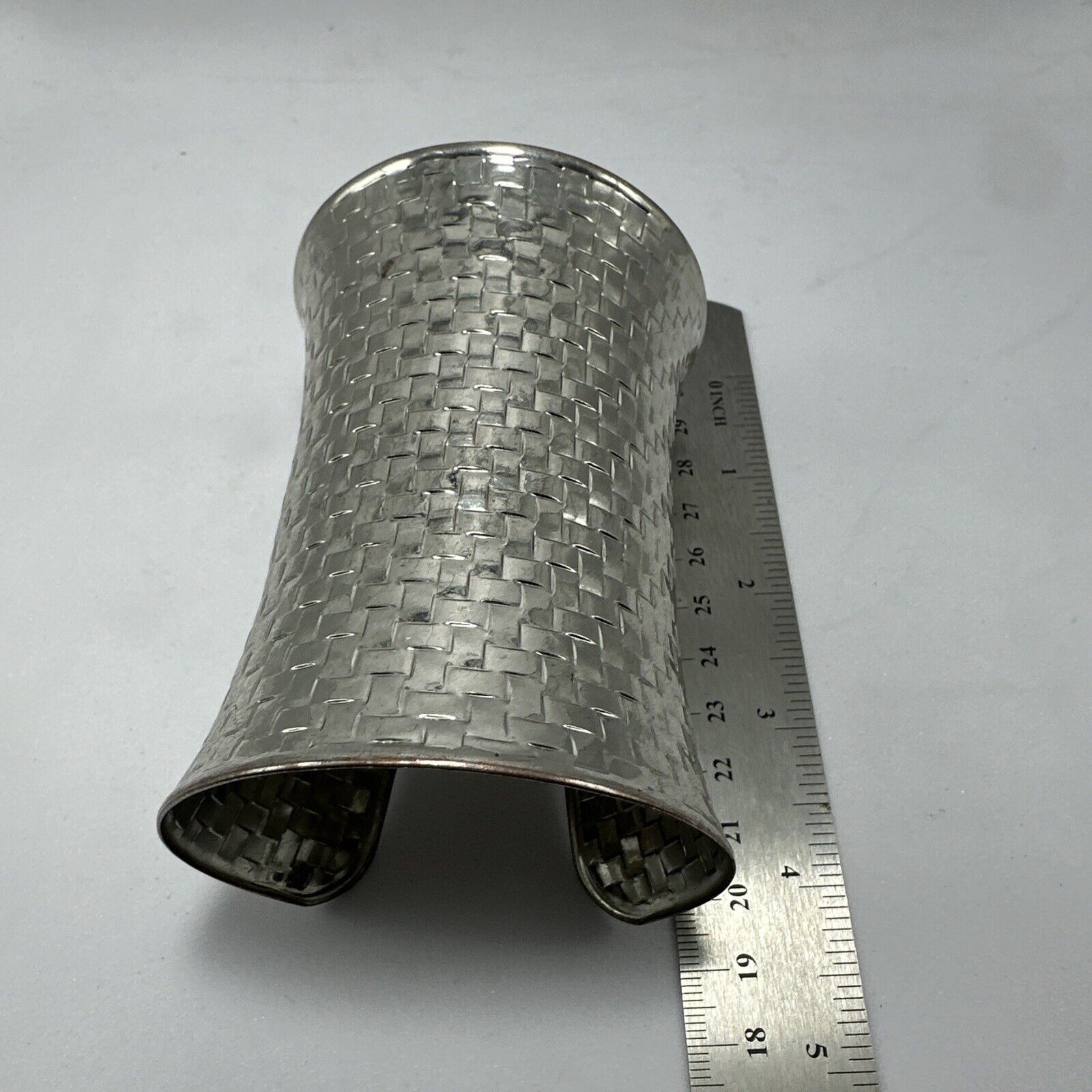 Other Fashion Basket Weave Bangle Cuff Adjustable Silver Tones Size ONE SIZE - 7 Thumbnail