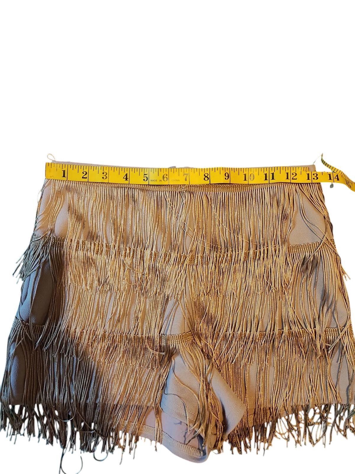 Designer PrettyLittleThing Beige Fringe Layered Shorts Size 28" / US 6 / IT 42 - 8 Thumbnail