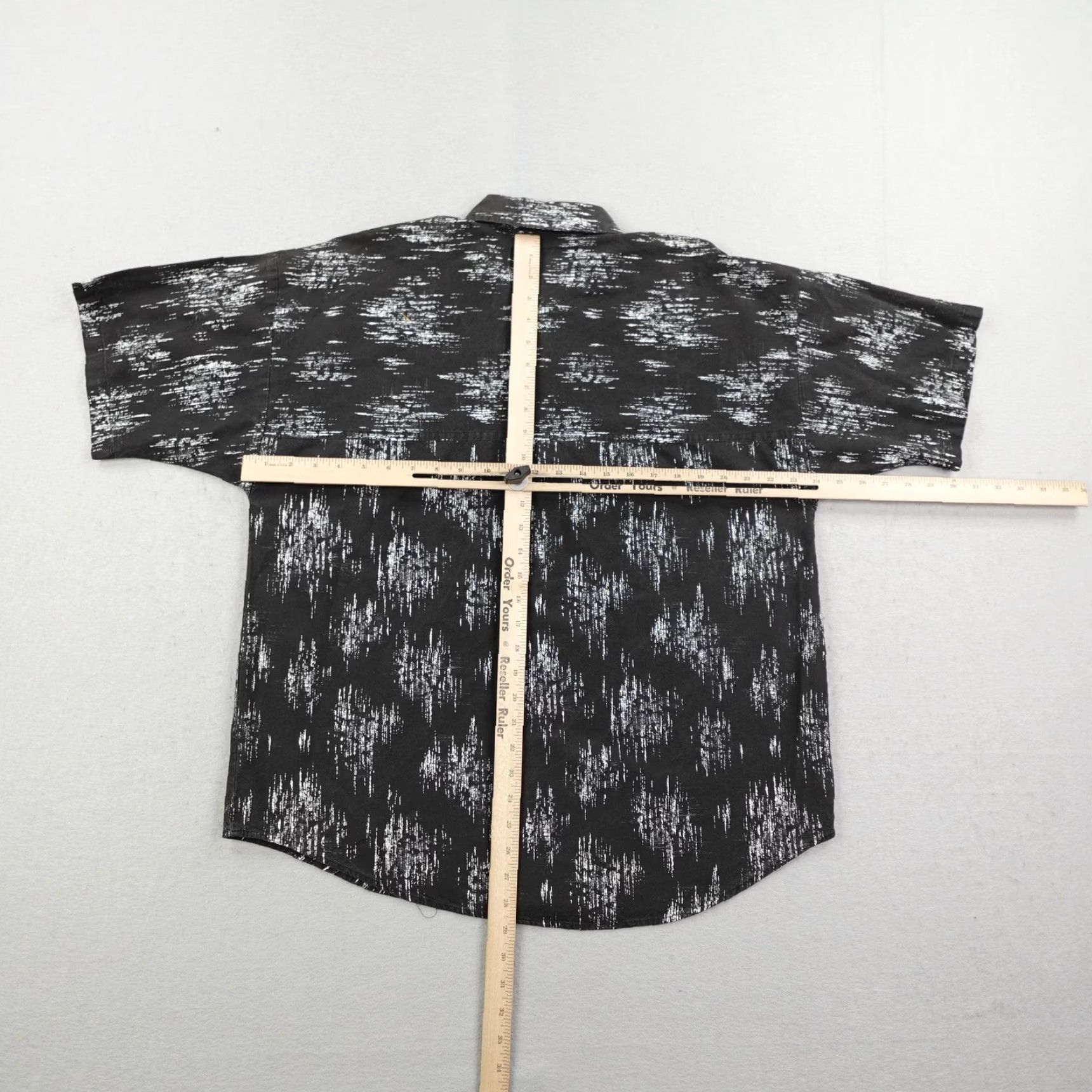 Vintage VINTAGE Frank Button-Up Shirt Men Medium Black White Geometric Print 90s Outdoors Size US M / EU 48-50 / 2 - 5 Thumbnail