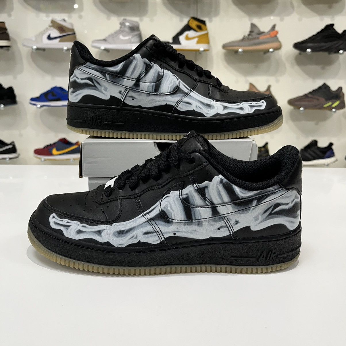 Nike Nike Air Force 1 Low Black Skeleton Halloween (2019) Size US 8.5 / EU 41-42 - 1 Thumbnail