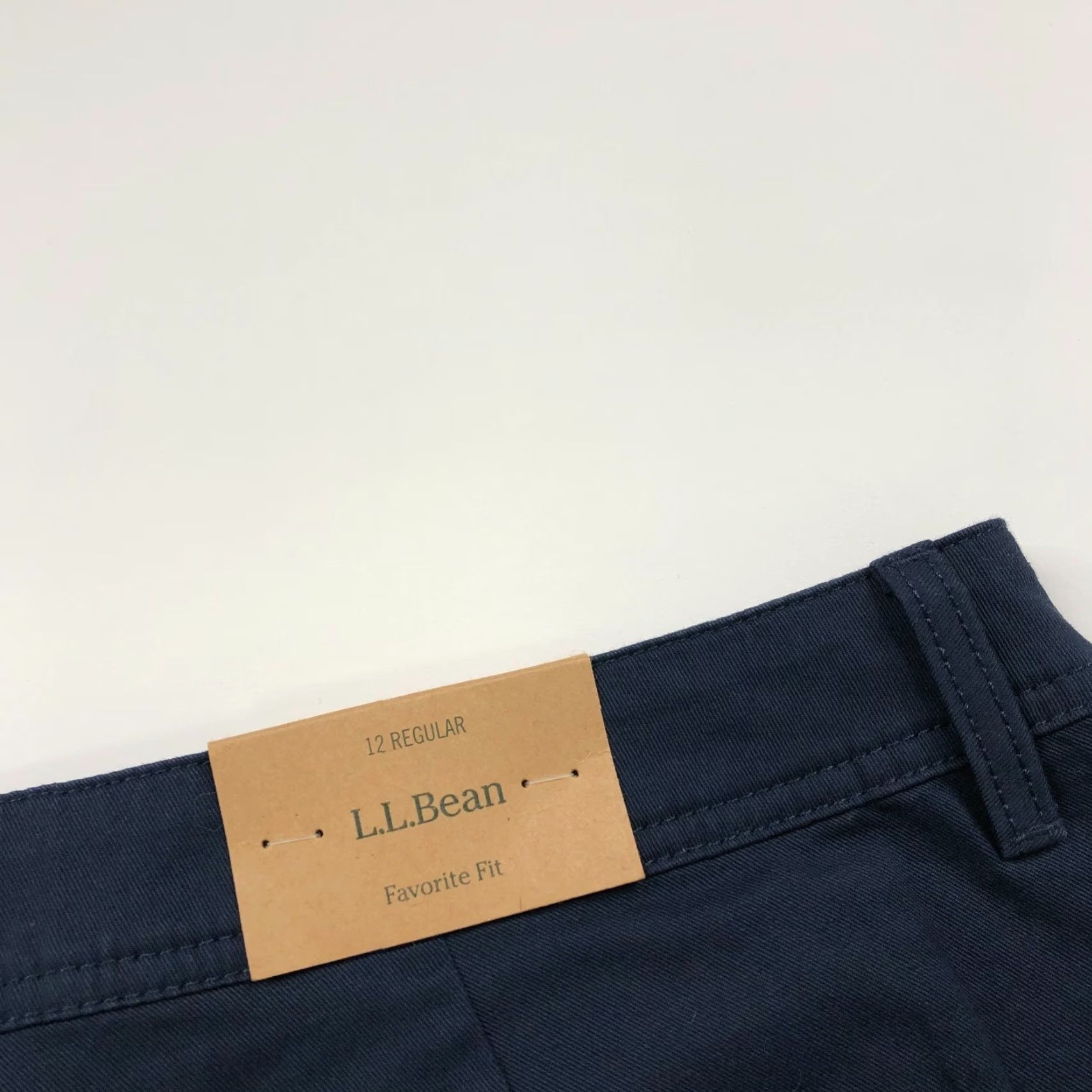 Vintage L.L. Bean Favorite Fit Chino Shorts Blue 12 Regular Mid Rise 5" Cotton Spandex Zip Pocket Flat Front Womens Size 34" / US 12 / IT 48 - 2 Thumbnail