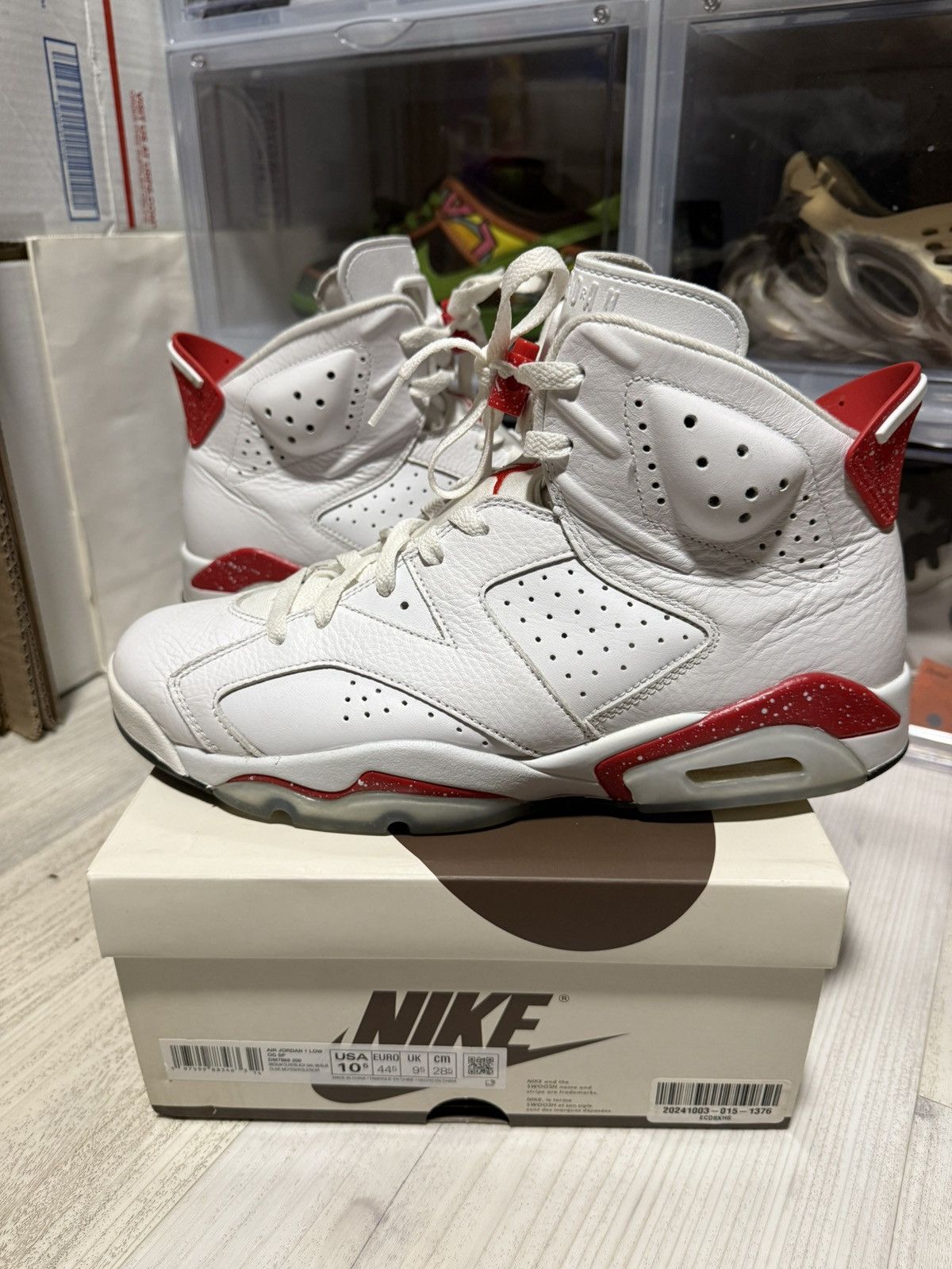 Jordan Brand Air Jordan 6 Retro Red Oreo Size US 10.5 / EU 43-44 - 1 Thumbnail