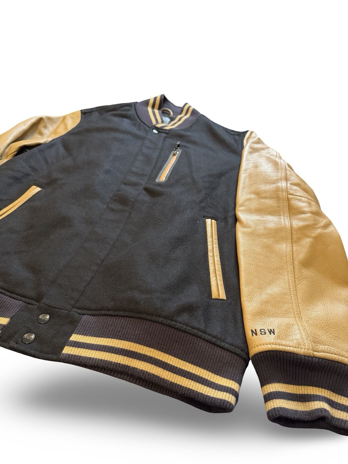 Nike Nike Men's Varsity Jacket Black/Beige Snap Zip Lined Pockets Size US XL / EU 56 / 4 - 2 Thumbnail