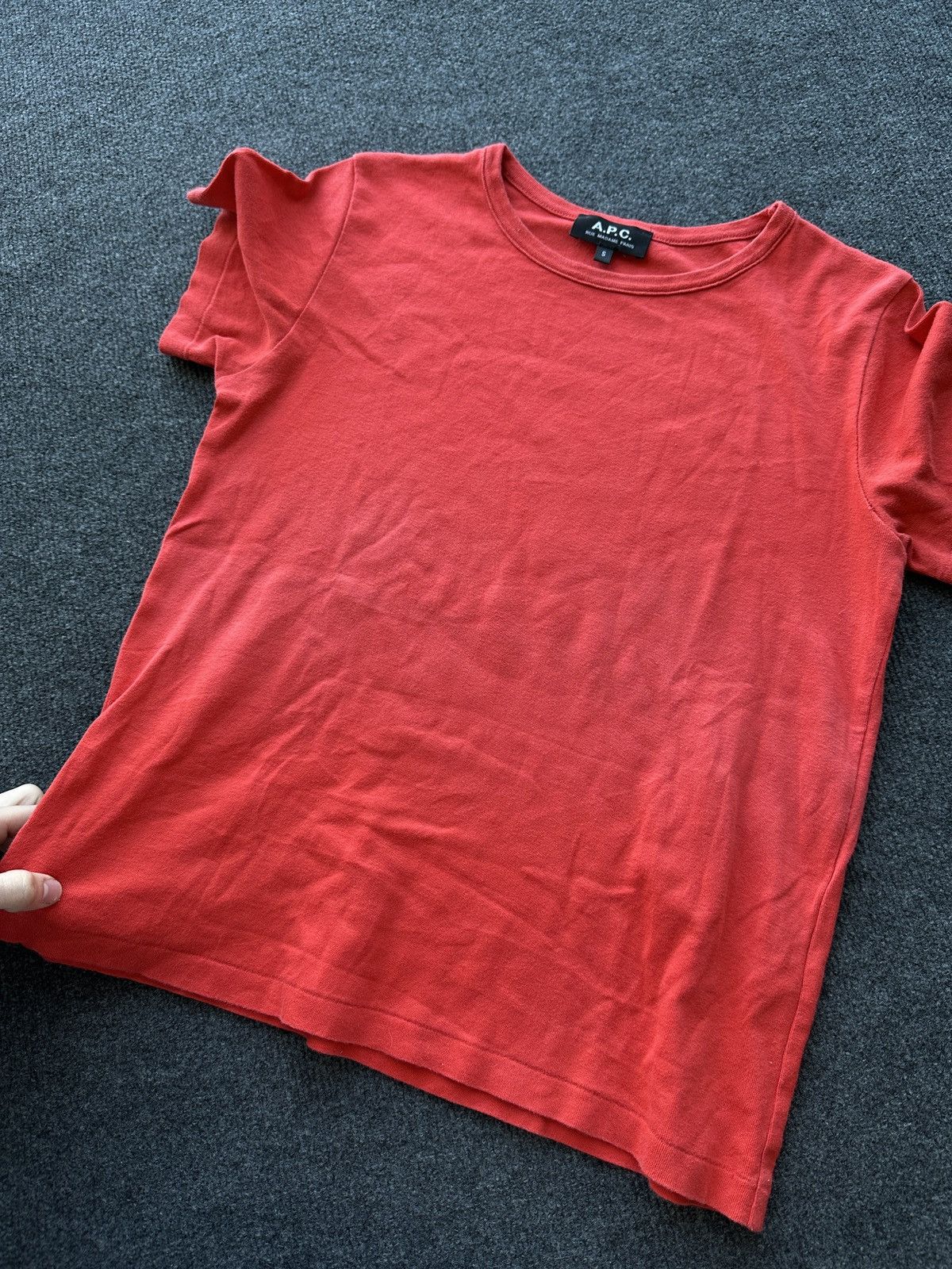 A.P.C. RARE MADE IN JAPAN 🚨 APC WOMEN RED SOFT TEE Size S / US 4 / IT 40 - 9 Thumbnail