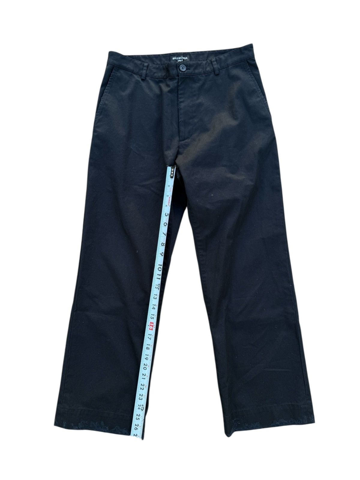 Balenciaga Balenciaga distressed trousers Size US 30 / EU 46 - 8 Thumbnail