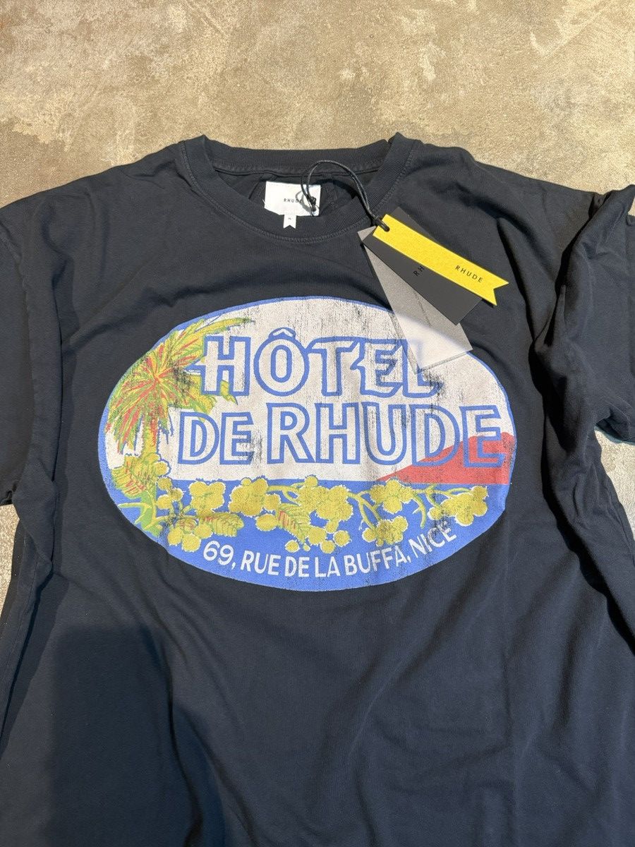 Rhude Rhude Dimora Tee Shirt Hotel De Rhude XL Size US XL / EU 56 / 4 - 1 Thumbnail