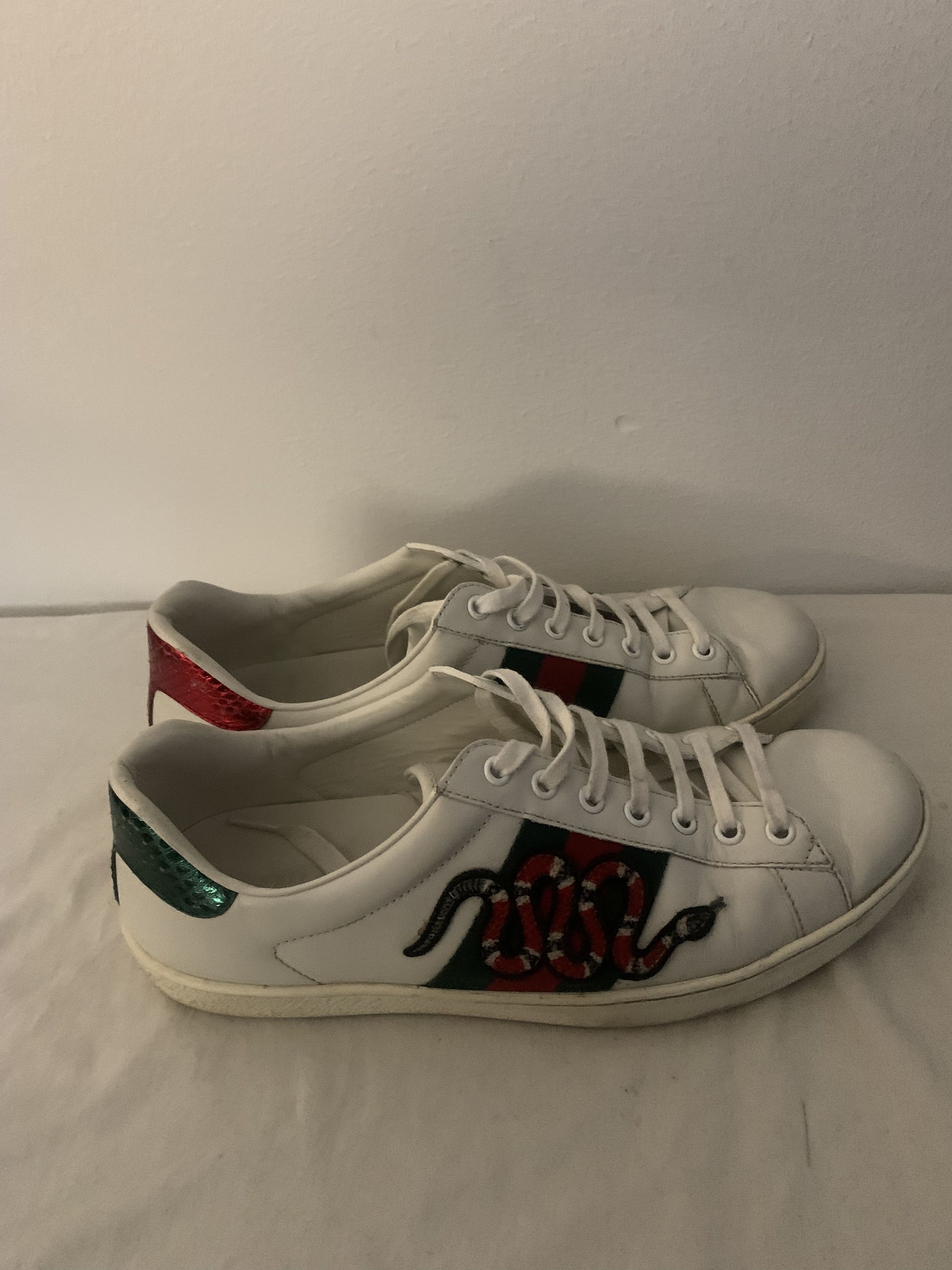 Gucci Gucci Ace Watersnake-Trimmed Appliquéd Leather Sneakers Size US 8 / EU 41 - 2 Thumbnail