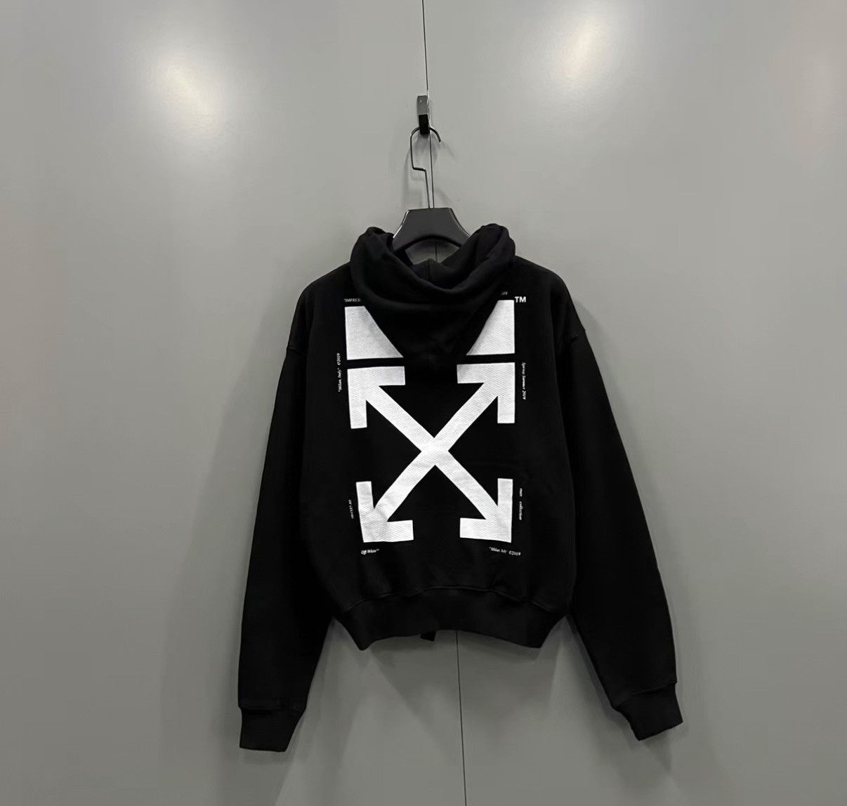 Off-White OFF-WHITE Vampire Print Hoodie J41 Size US XS / EU 42 / 0 - 2 Thumbnail