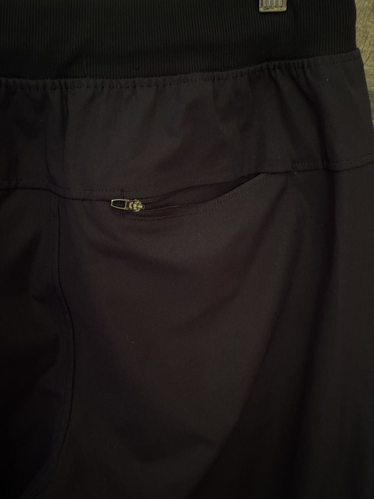 Lululemon ABC Jogger Pants in Navy Blue — Medium Size US 32 / EU 48 - 4 Thumbnail