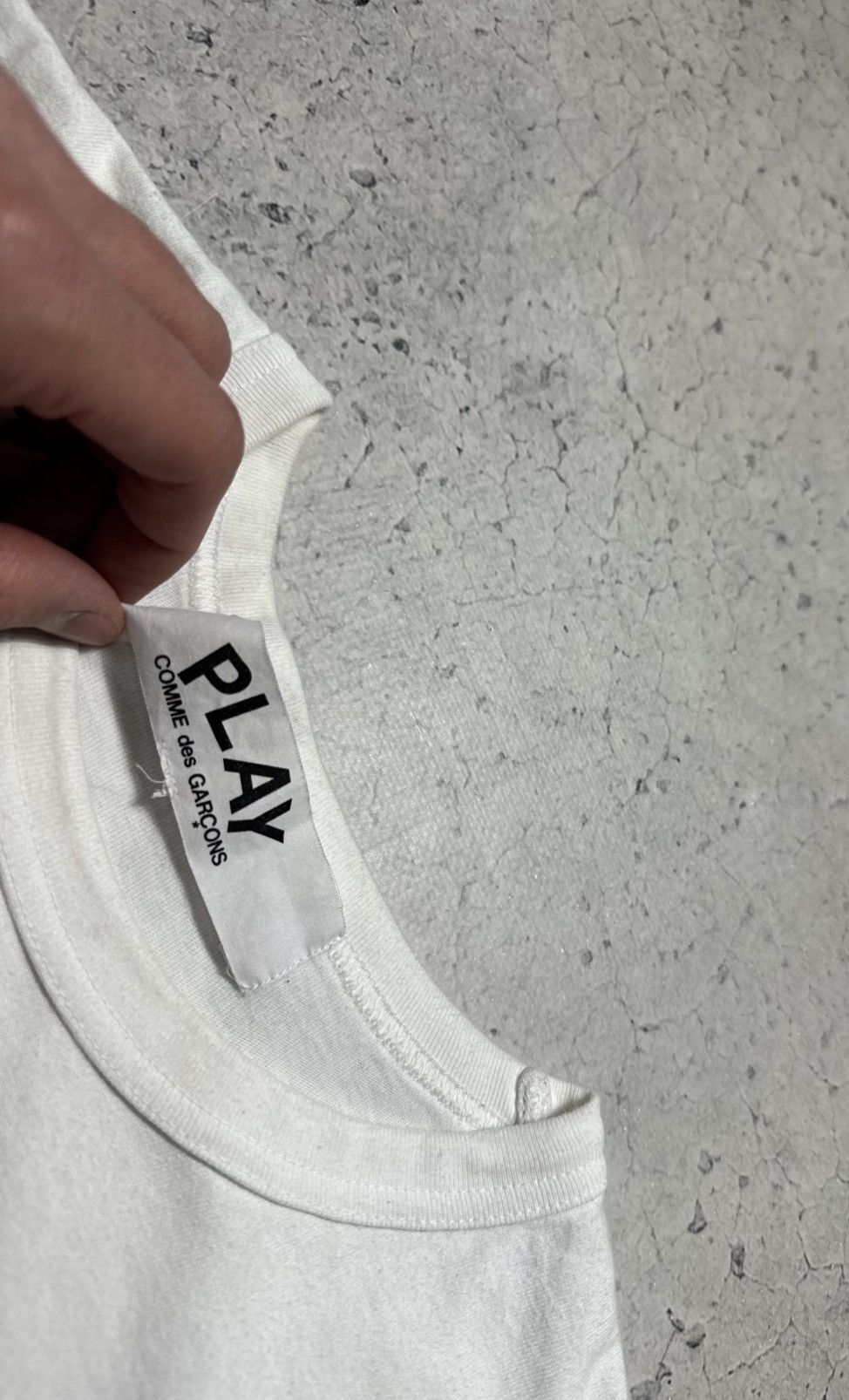 Comme des Garcons PLAY Play Comme Des Garcons Luxury T-Shirt Big Logo CDG Size US M / EU 48-50 / 2 - 4 Thumbnail