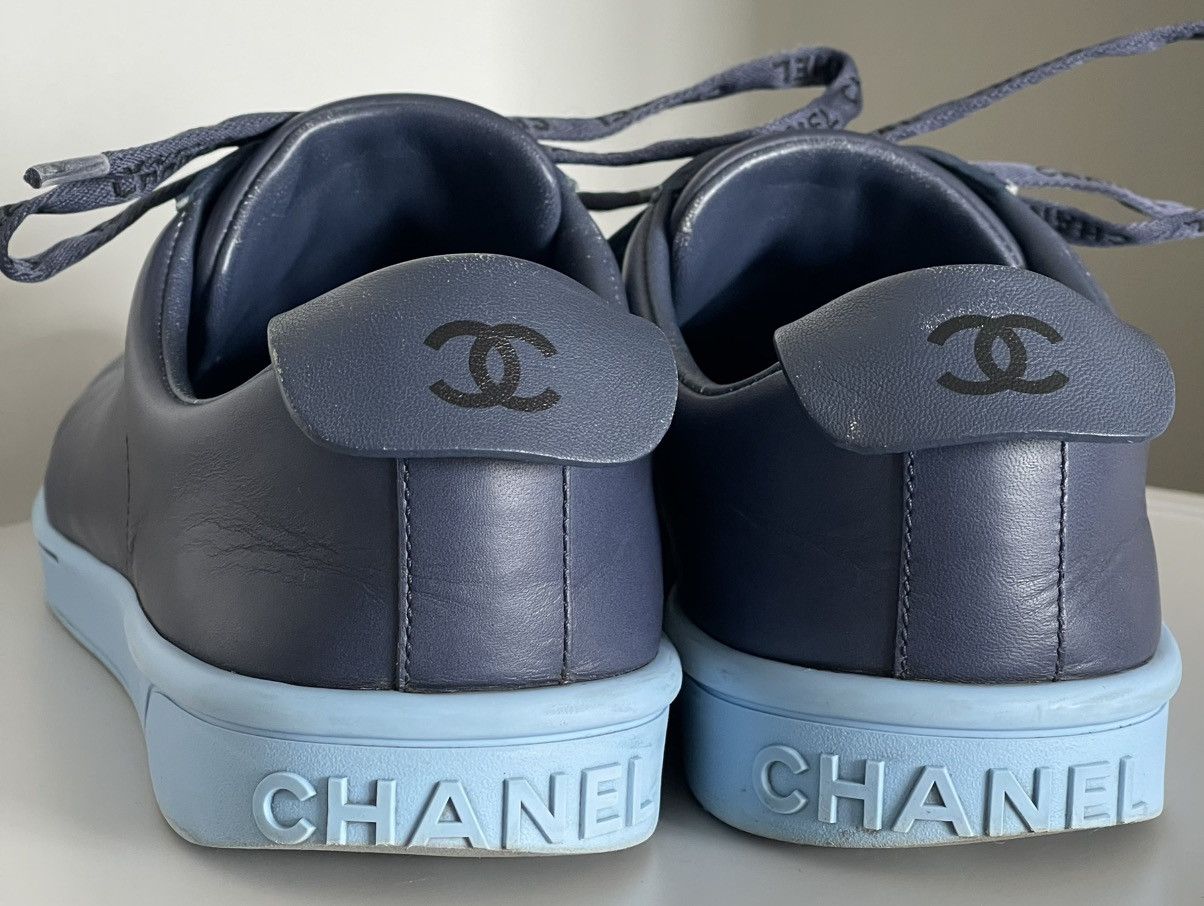 Chanel CHANEL Weekender sneakers, navy/blue, size 41 Size US 8 / EU 41 - 14 Thumbnail