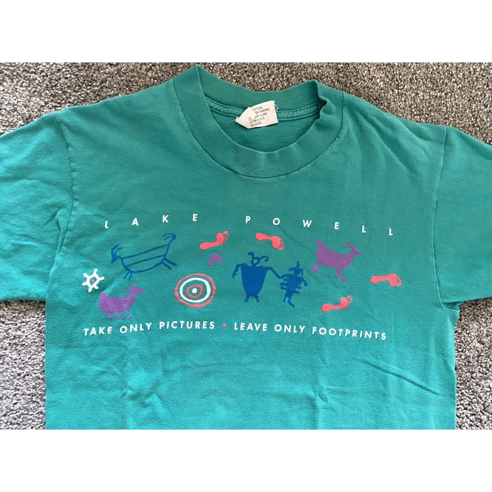 Vintage VINTAGE Tough T’s Shirt Men S Green USA 90s Aztec Hieroglyphics Single Stitch Wear Guard Made In USA Size US S / EU 44-46 / 1 - 7 Thumbnail