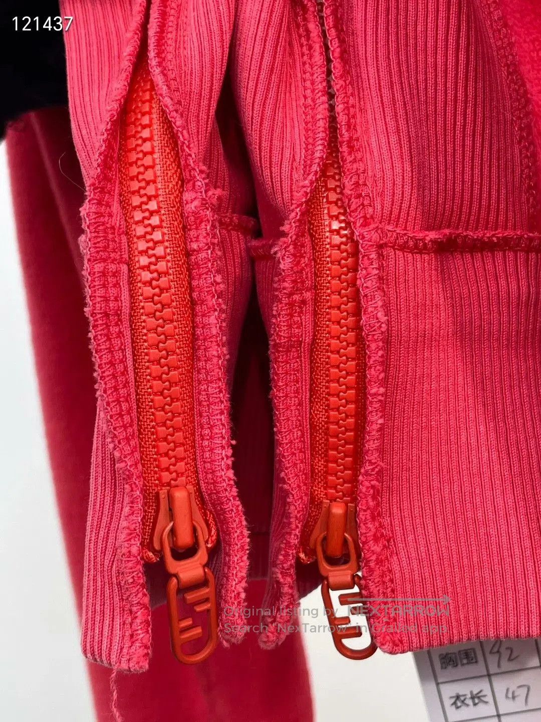 Fendi Fendi Letter Crewneck Sweatshirt. Size XS / US 0-2 / IT 36-38 - 4 Thumbnail