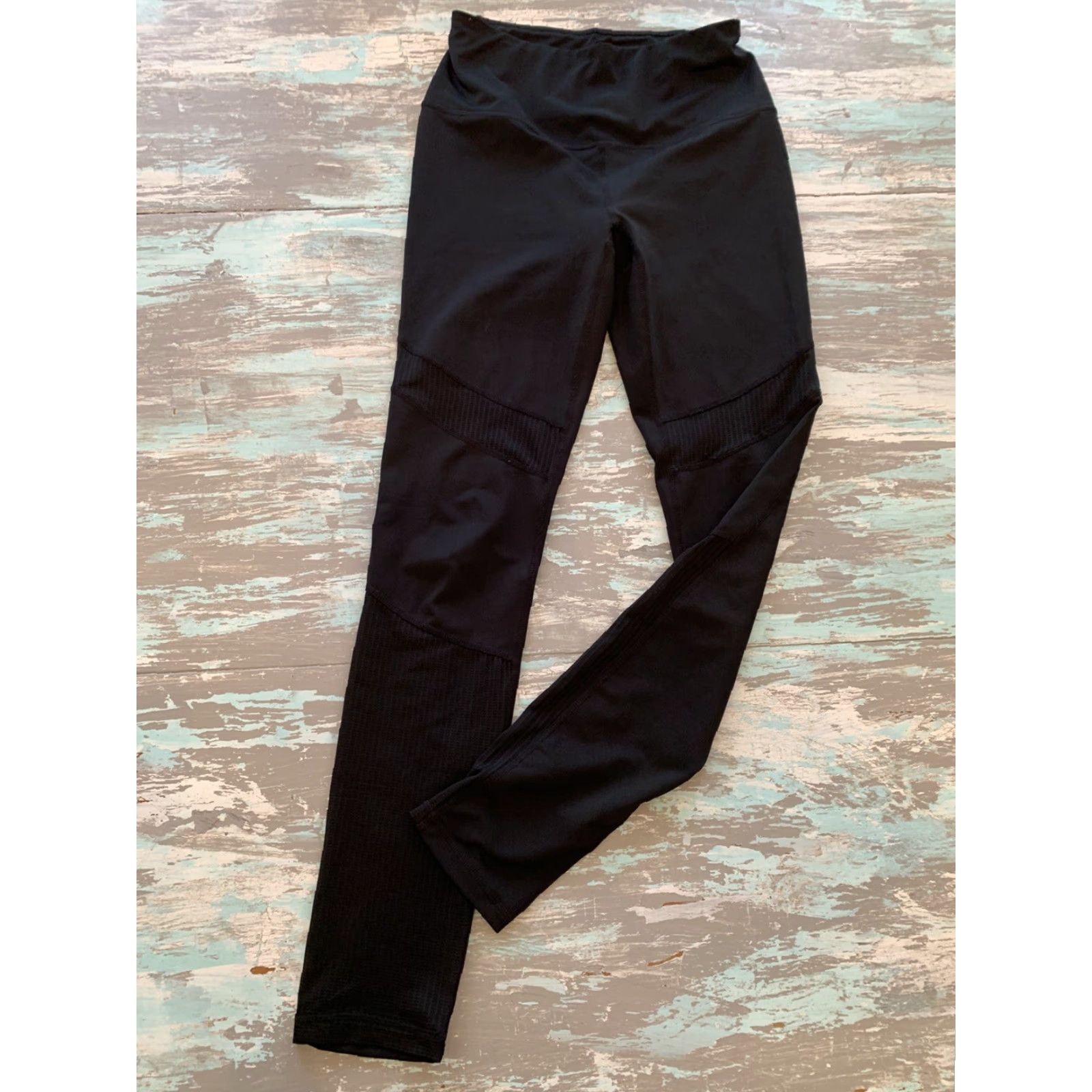 Reebok Reebok Women's Leggings Small Black Textured Activewear 30" Inseam Size 28" / US 6 / IT 42 - 3 Thumbnail