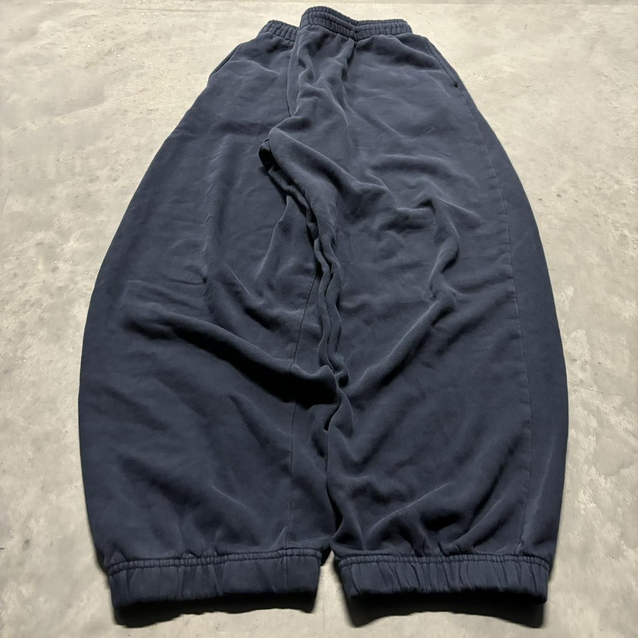 Japanese Brand × Vintage Crazy Vintage Y2K/2000s Baggy Navy Blue Skater Essential Sweatpants! Size US 34 / EU 50 - 3 Thumbnail