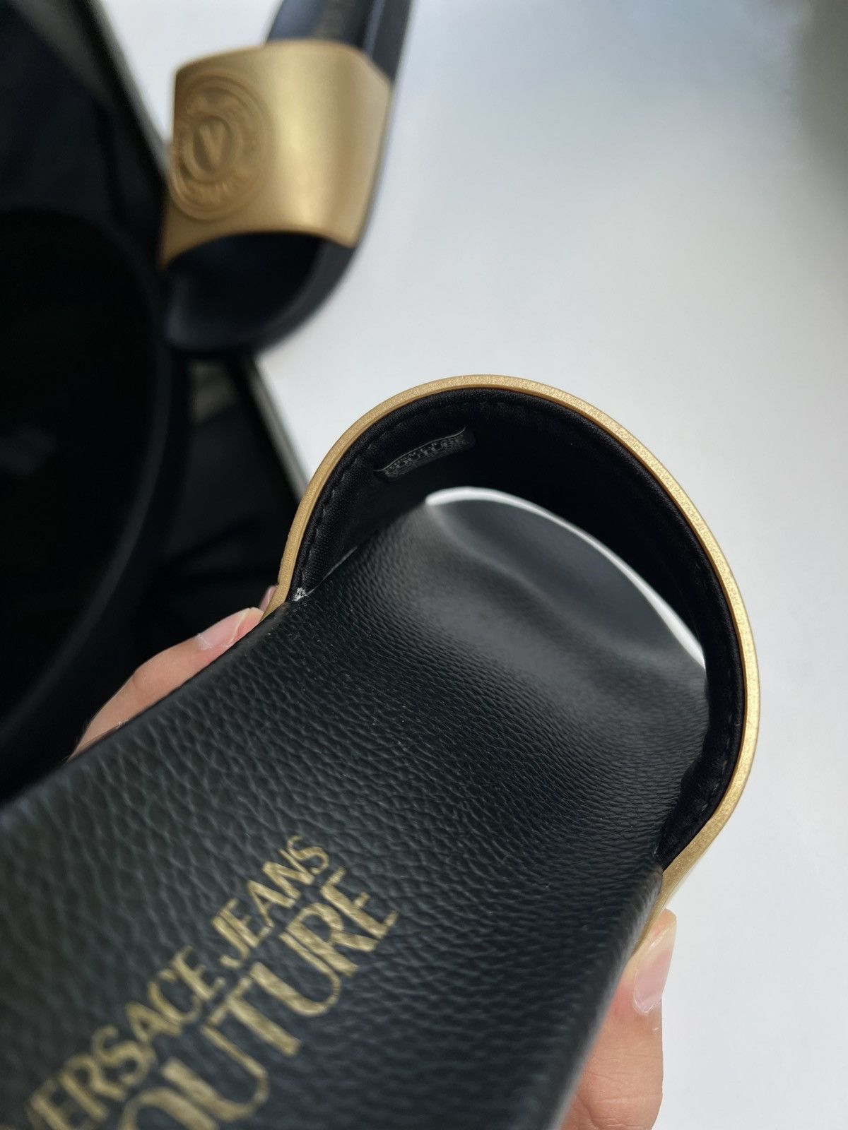 Versace Jeans Couture Versace Jeans Couture Gold Slides Logo Size 37 (23 cm) Size US 7 / IT 37 - 10 Thumbnail