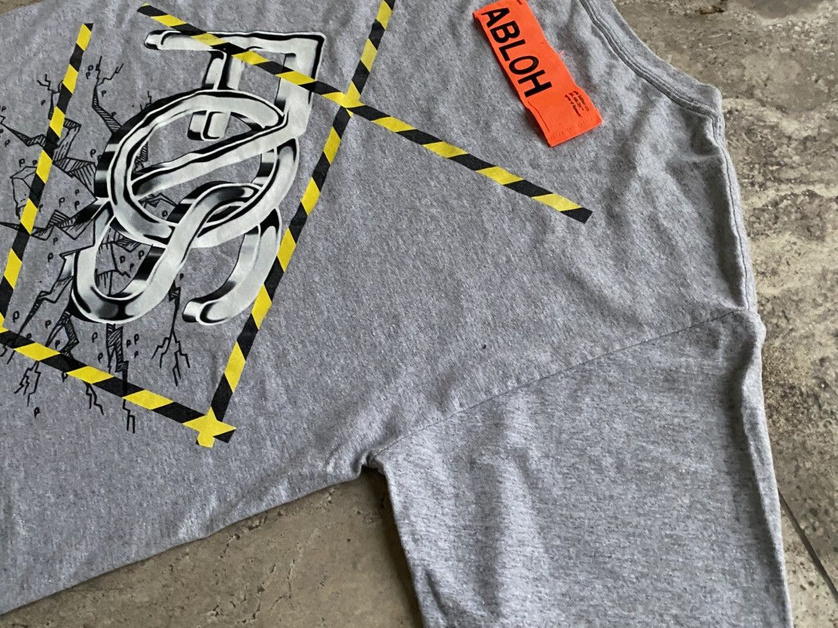 Champion × Off-White × Virgil Abloh Off White x Virgil MCA Figures of Speech x Champion Size US M / EU 48-50 / 2 - 12 Thumbnail