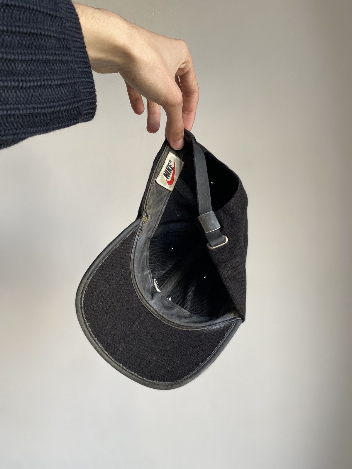 Nike × Vintage Vintage Red Tag Nike Black Leather Cap 5-Panel Size ONE SIZE - 6 Thumbnail