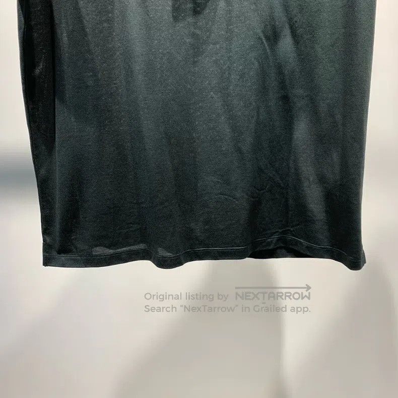 Louis Vuitton Louis Vuitton size 5l Solid Micro Logo Cotton Short Sleeve Size US M / EU 48-50 / 2 - 4 Thumbnail
