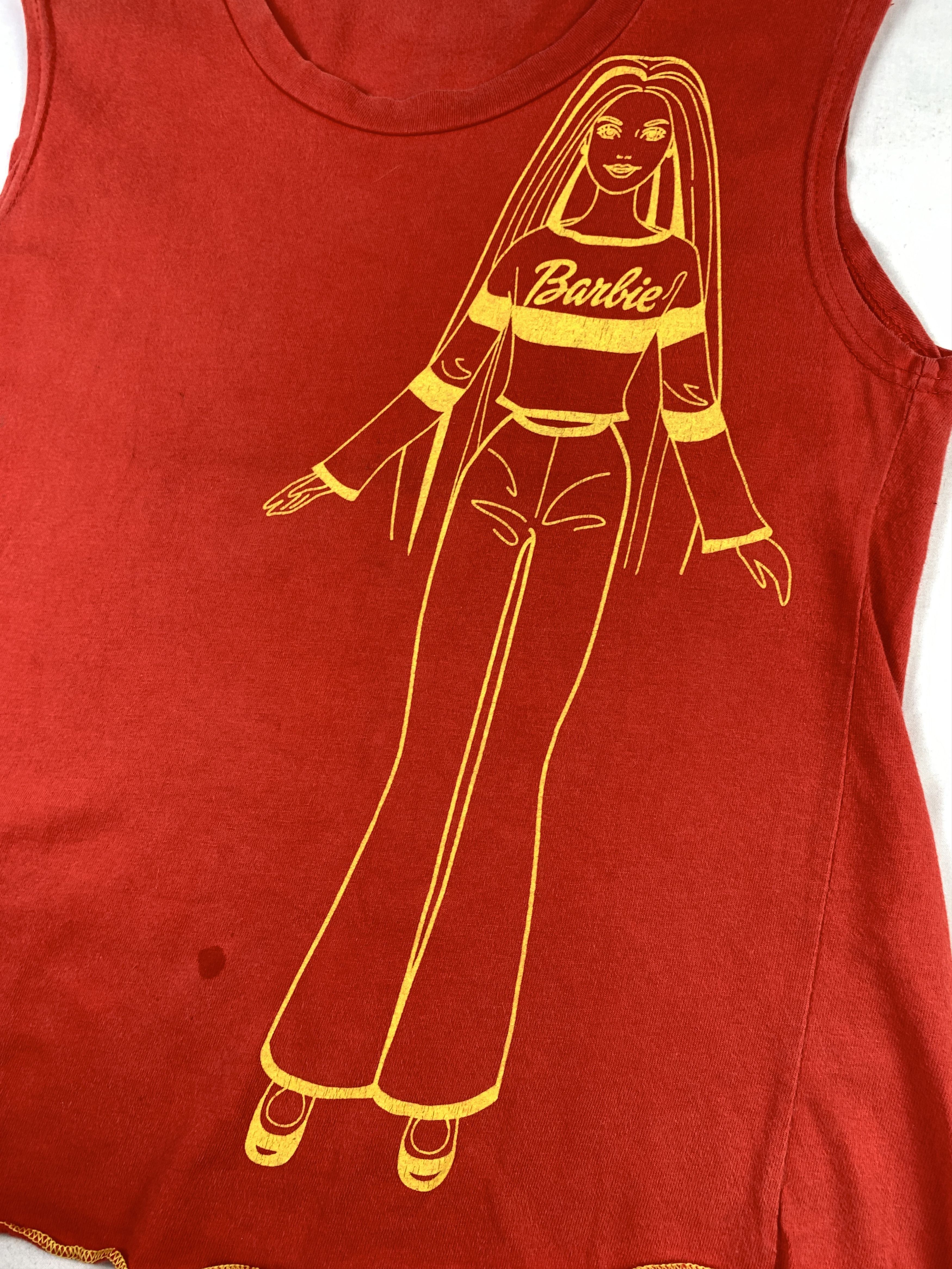 Japanese Brand 2000s Barbie Red Cute Sleeveless Tee (M) Size M / US 6-8 / IT 42-44 - 5 Thumbnail